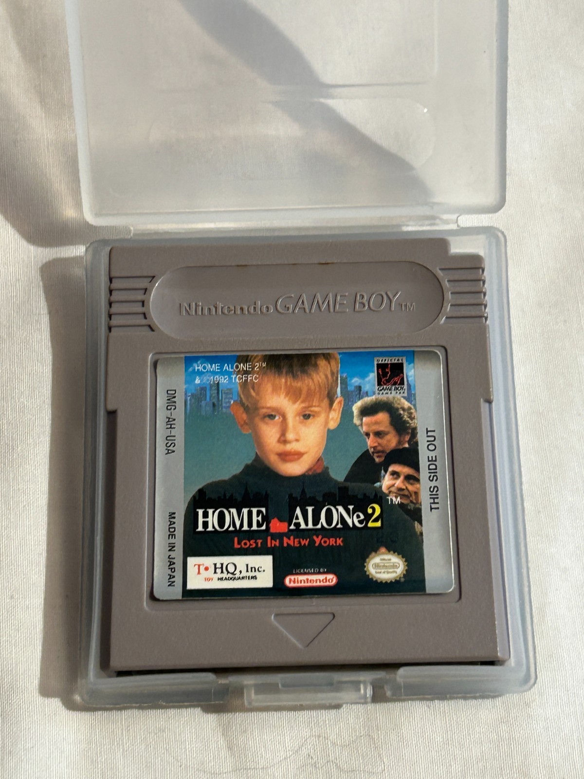 Home Alone 2: Lost in New York for the Nintendo Game Boy~Game Only V-13
