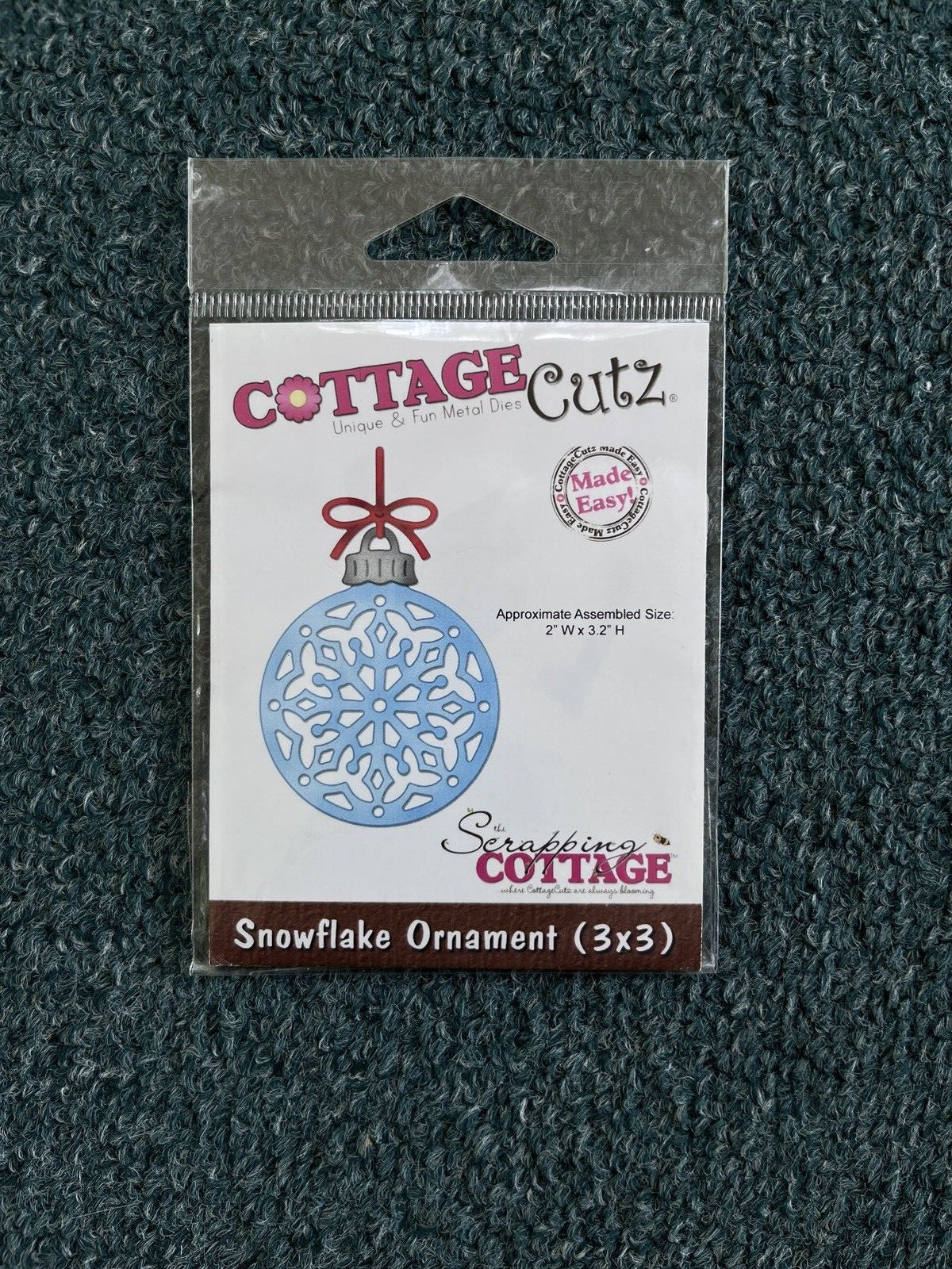 Cottage Cutz Die * Snowflake Ornament CC3x3-086  *  2010 Retired