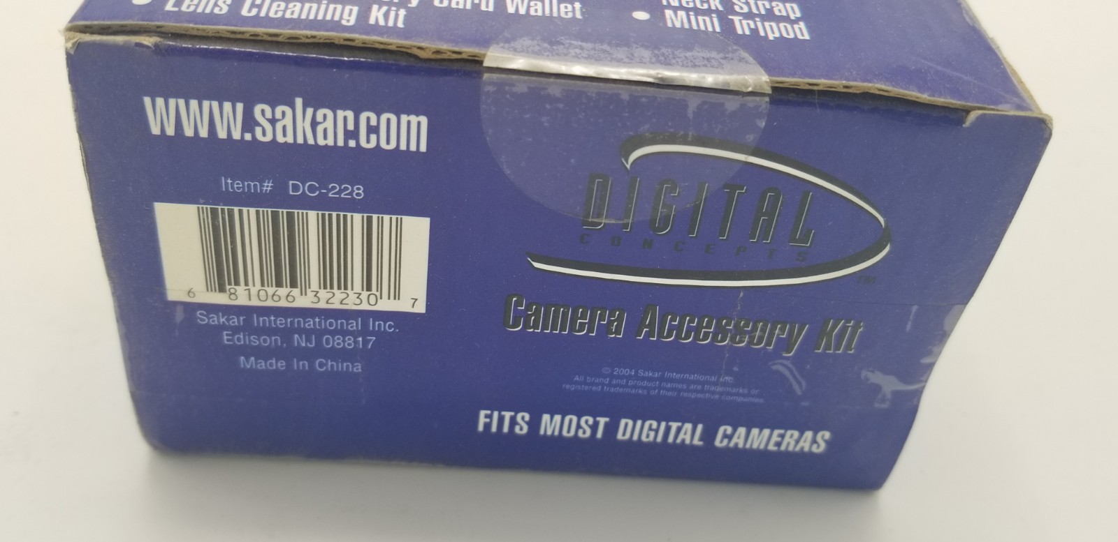 Digital Concept Digital Camera Accessory Kit, fits most digital Cameras