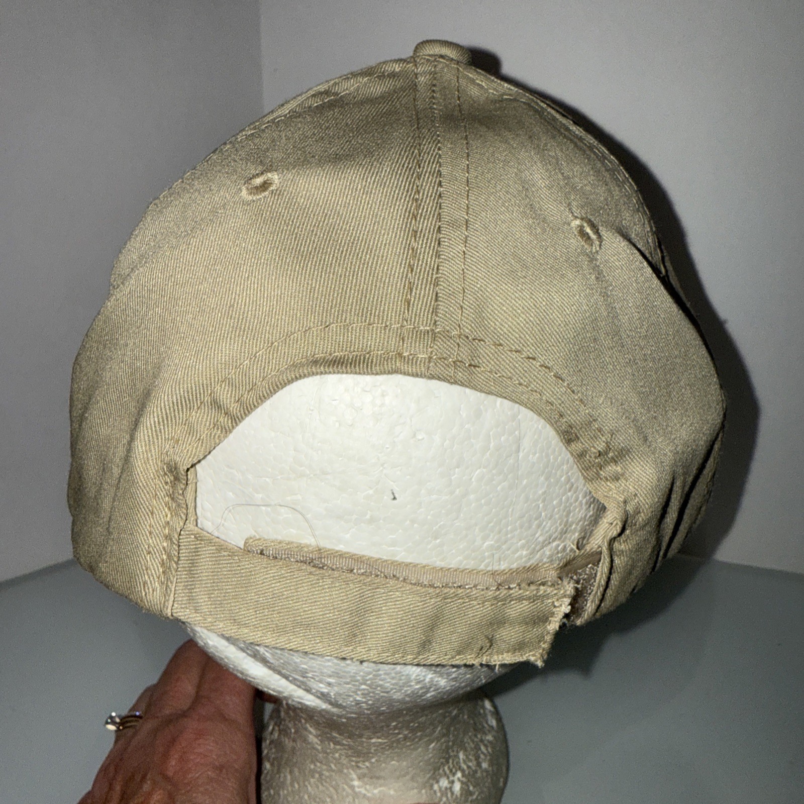 Deep River Waterpark Multicolor on Tan cotton Poly Hat Hook Loop EUC