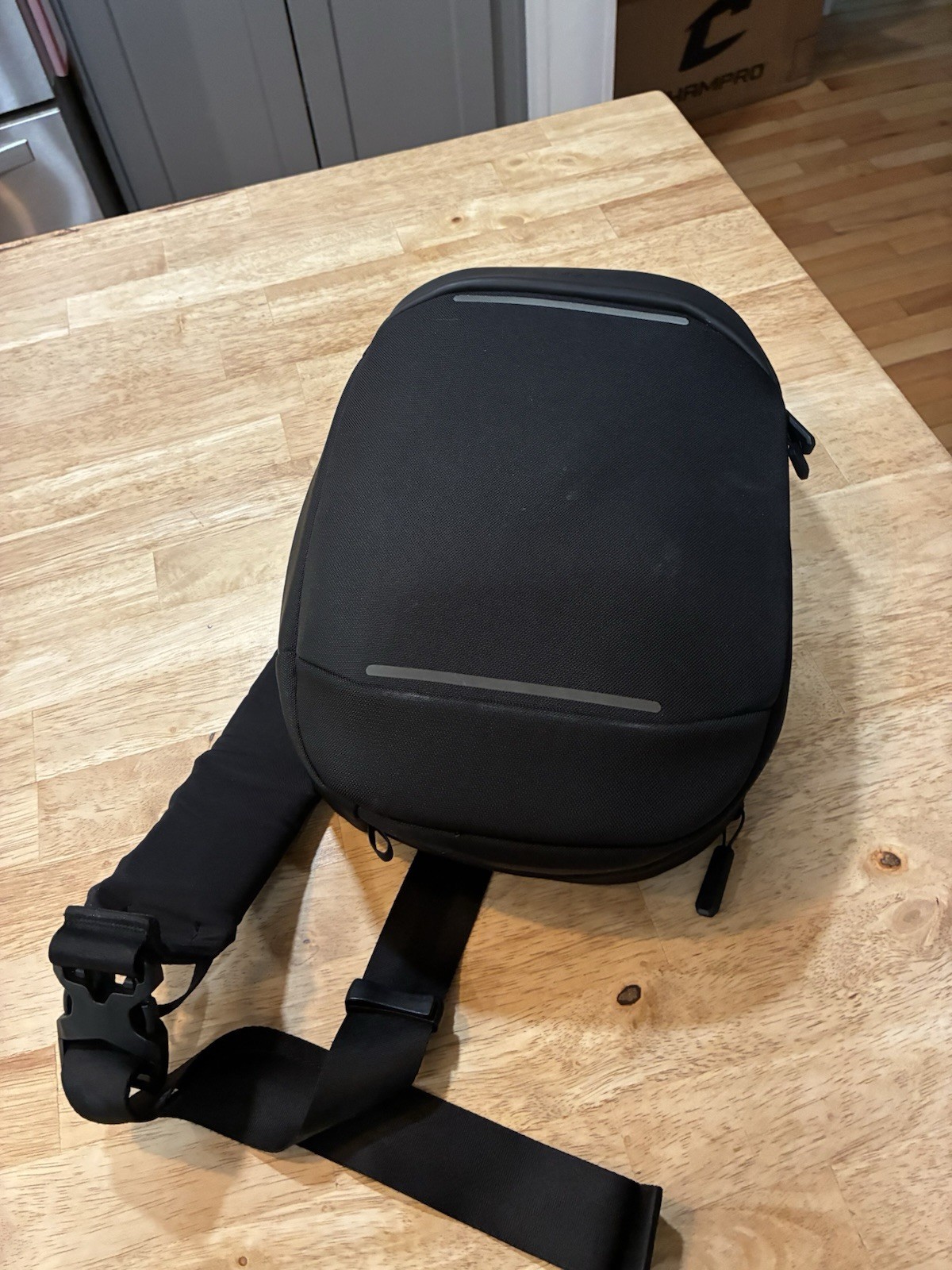 Nomatic Navigator Sling 6L Black EDC Travel Crossbody Bag w/ Original Tag NVSL06