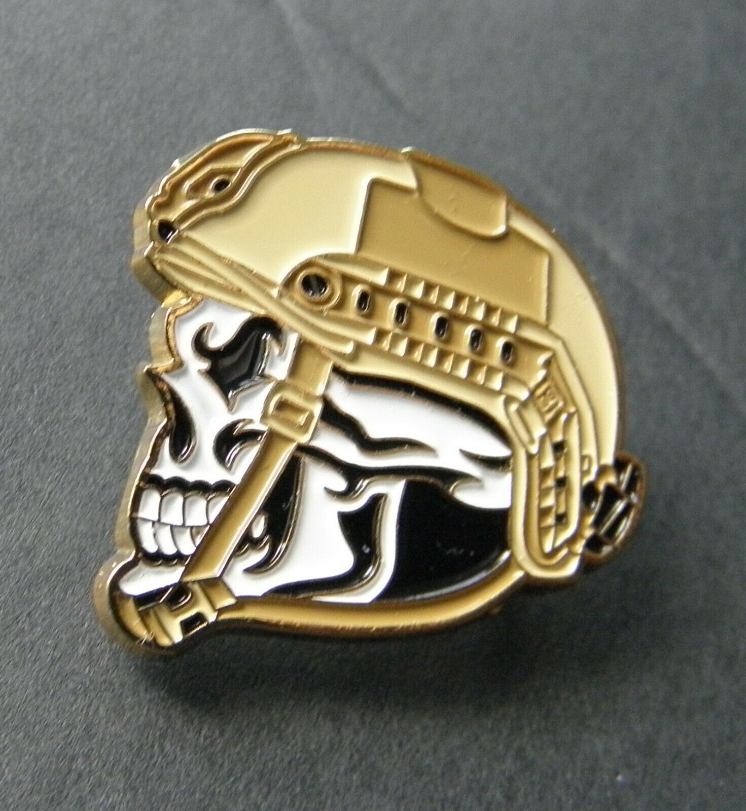 Skull Helmet Military Lapel Pin 1.1 inches