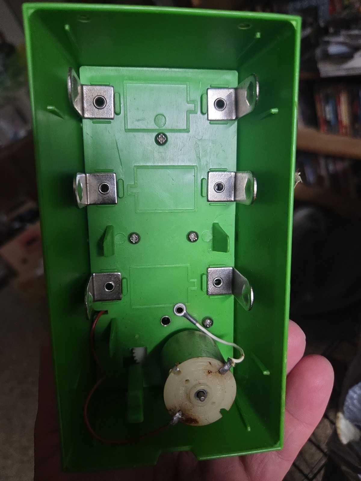 1968 Kenner Snoopy Pencil Sharpener Doghouse Peanuts missing sharpener