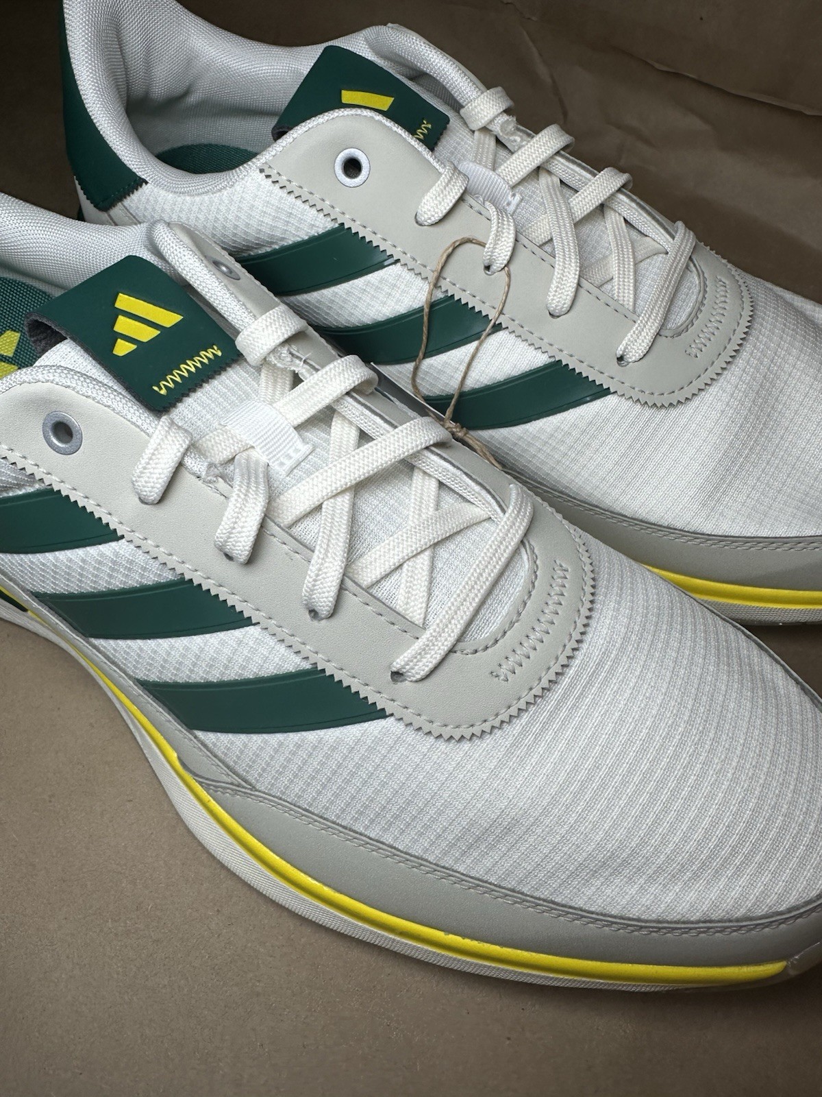 Adidas S2G 24 Men's Golf Shoes SZ 8 Spikeless - White / Green / Alumina New
