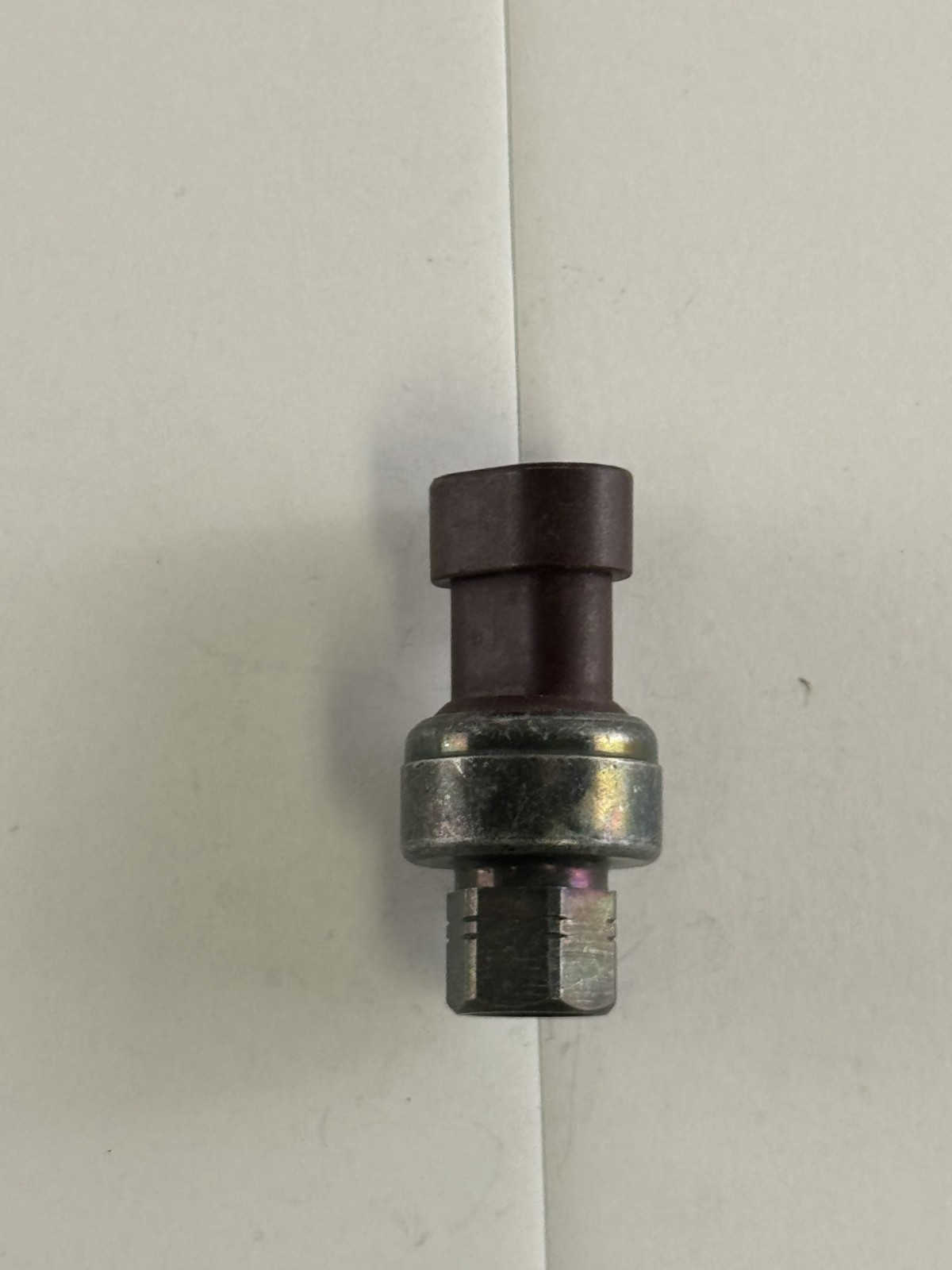 Binary Pressure Switch Fits: 2006 - 2008 Kenworth - Peterbilt Replaces 79PSD4-1
