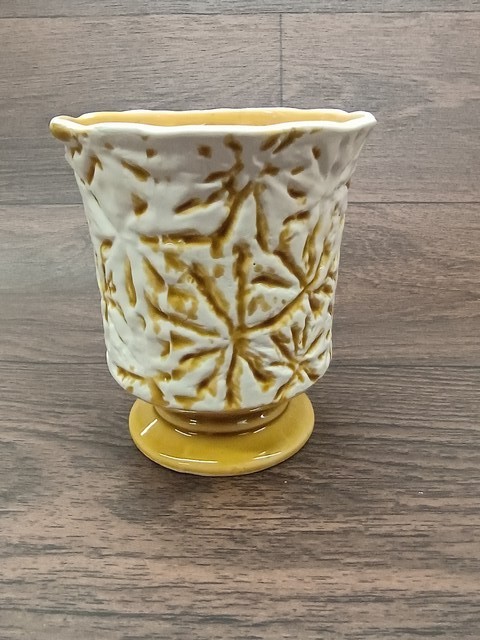 Inarco Green & White Starburst Snowflake Retro Pattern Planter E-2890  GRNB40