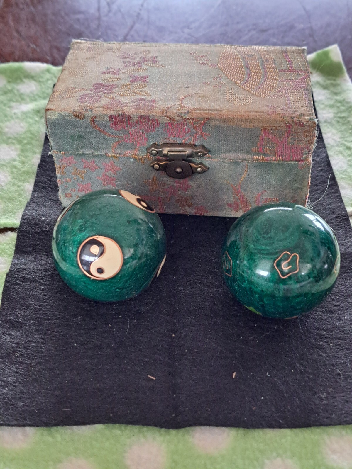 Oriental Handcrafted Cloisonn'e Hand Exercise Balls Musical Chimes Original Box