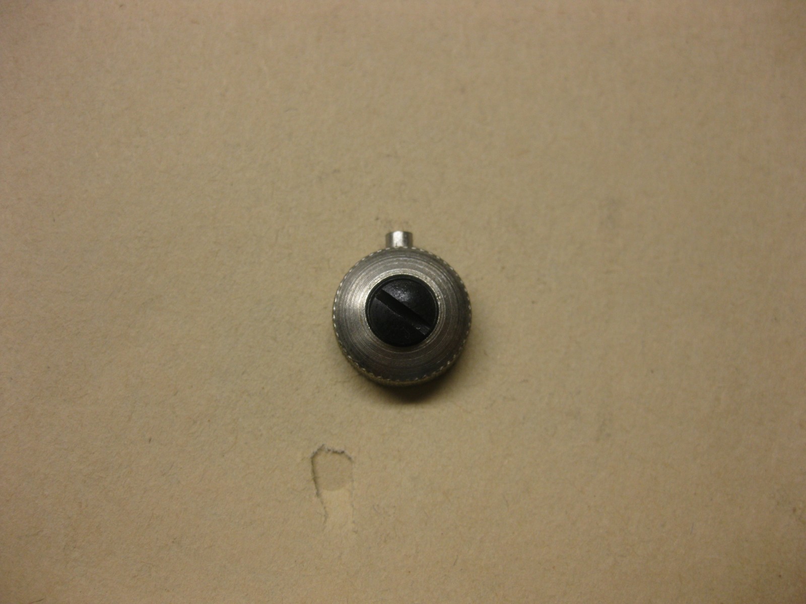 Benjamin  130 132 137 Pistol Knurled Bolt Knob with Screw  NOS New