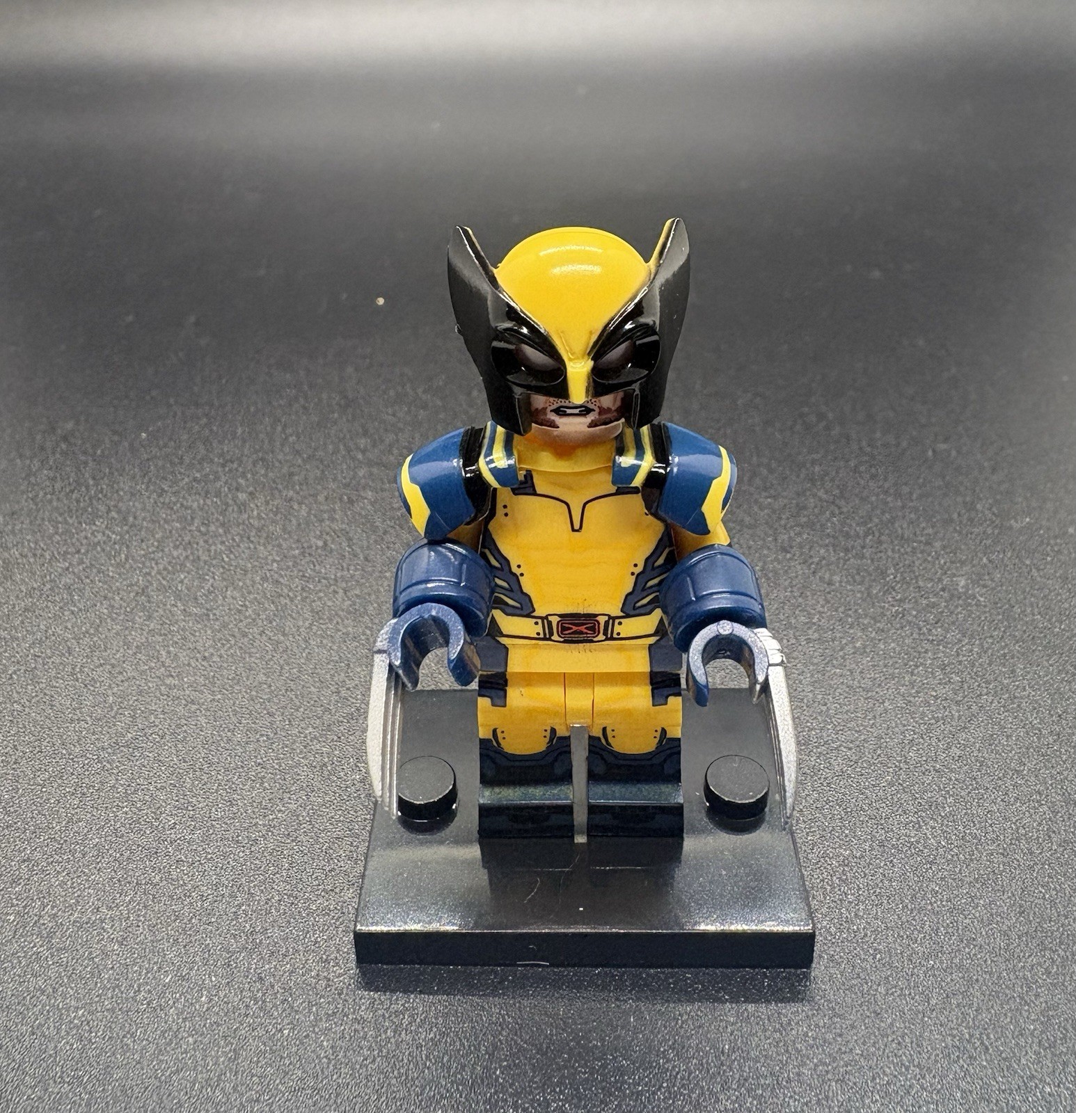 🔥🔥Custom PAD Printed LEGO  “ Wolverine” Variant Brick MiniFig🔥🔥