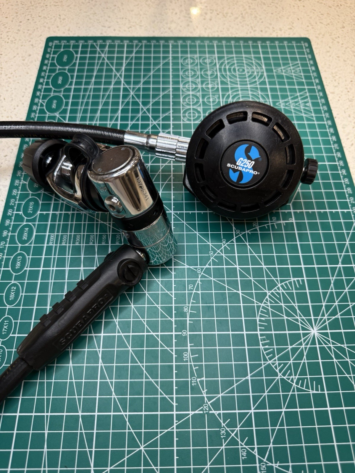 Scubapro Mk10+/G250 Scuba Diving Regulator- Yoke