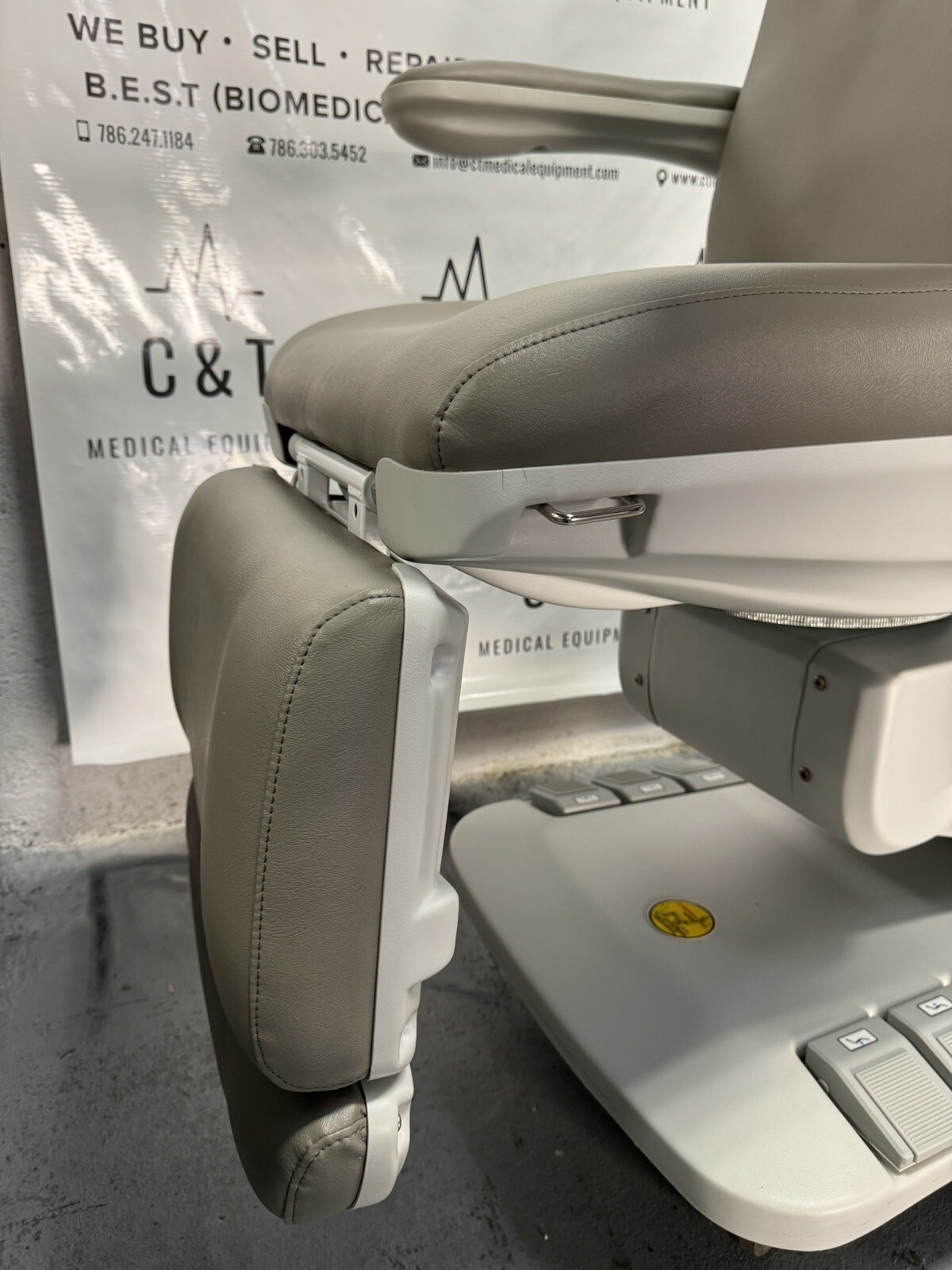 Medical power chairs
