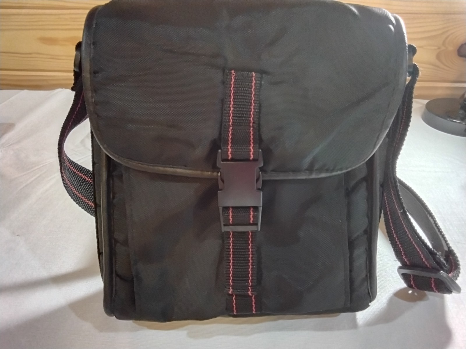 Traveling Carry Case Storage - Nylon very durable lightweight shoulder strap