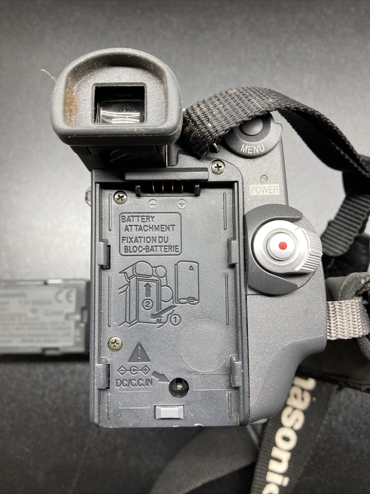 PARTS REPAIR Panasonic PV- DV1030 Recorder Camcorder Camera Silver Untested