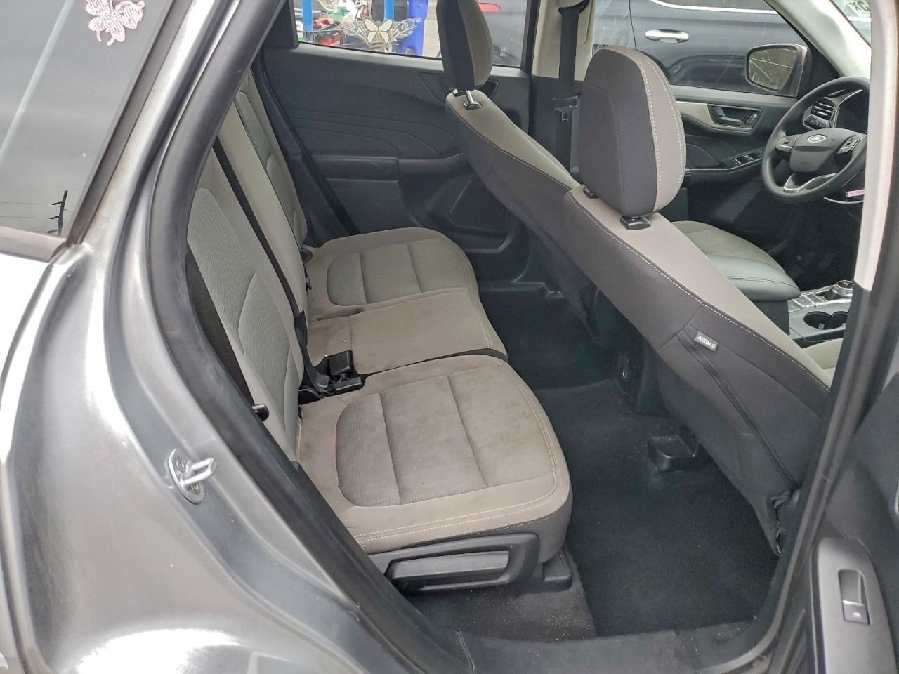 ESCAPE 2021 Glove Box 4924414
