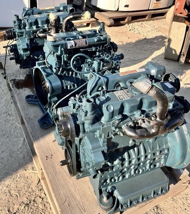 kubota v2203 4 cylinder diesel engine