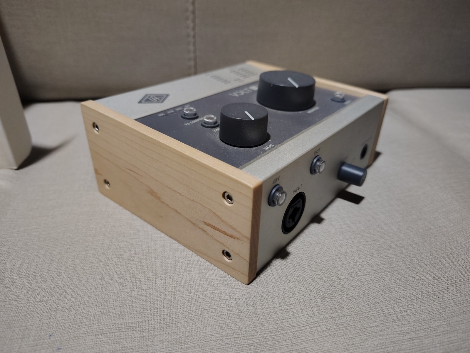 Universal Audio Volt 176 USB Audio Interface – Tested – Original Box – USB cable