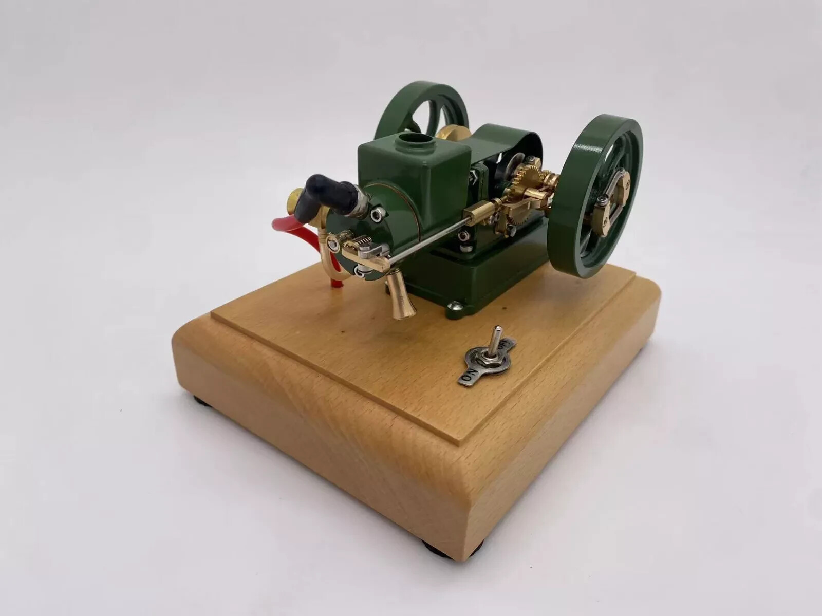 Hit and Miss Complete Engine Model M17 model