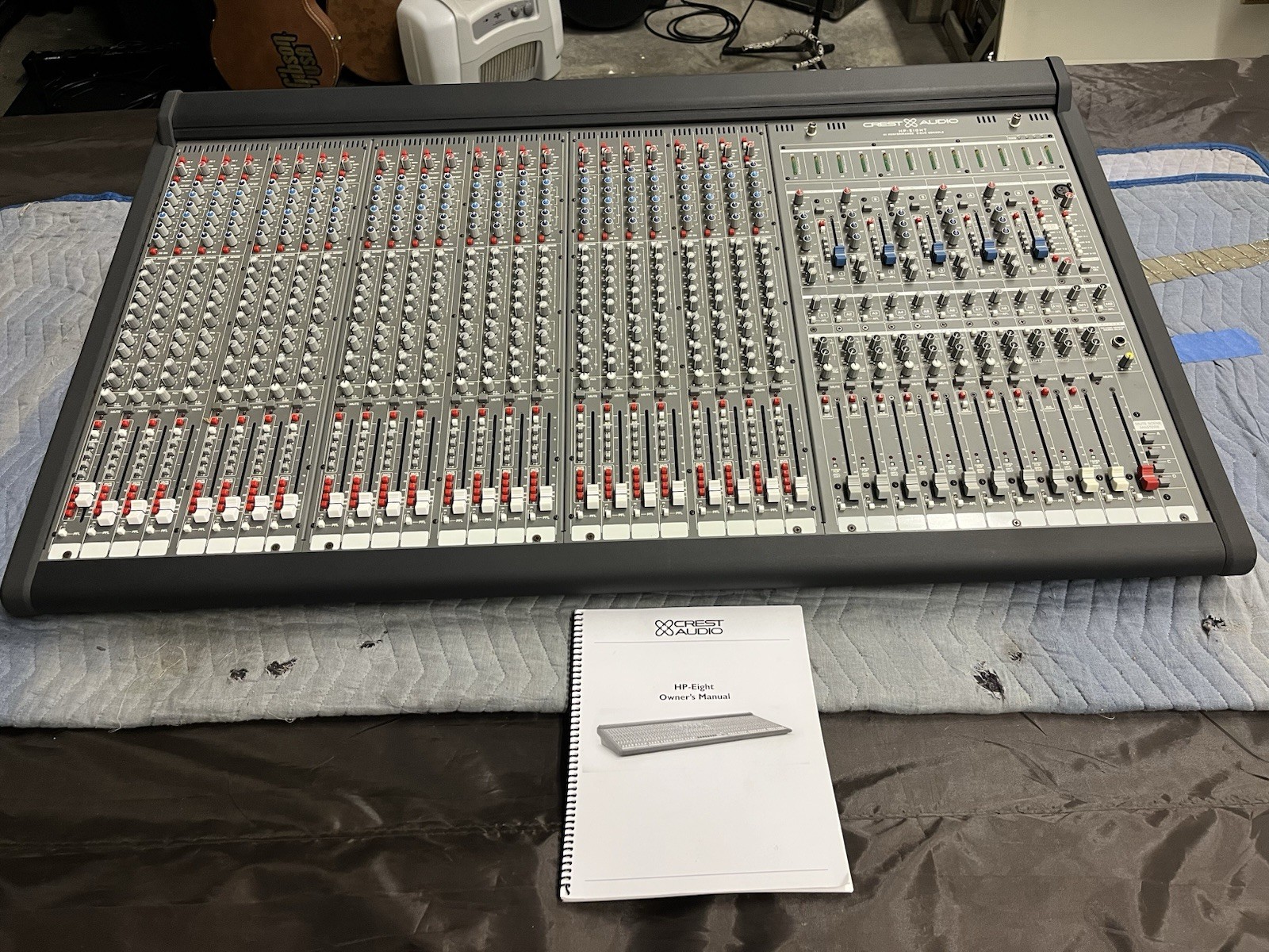 Crest HP 8 Analogue Mixing Console