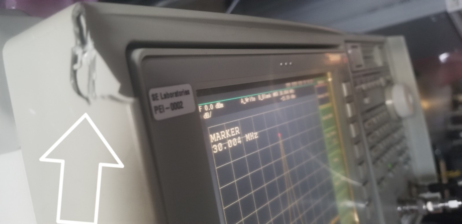 Advantest R3272 26.5GHz Spectrum Analyzer Portable WORKING!