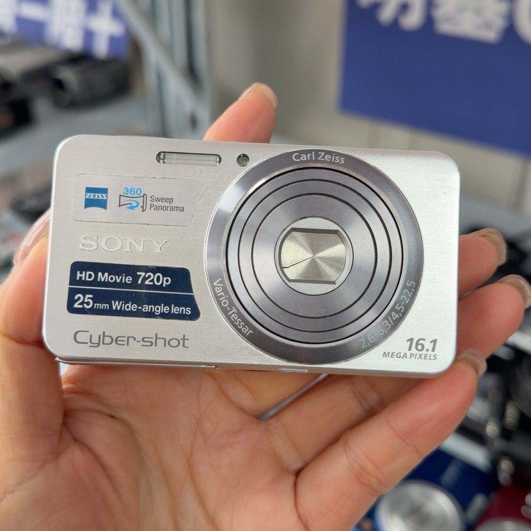 Sony Cyber-Shot DSC-W630 Digital Camera 16.1MP 5x Optical Zoom Silver English