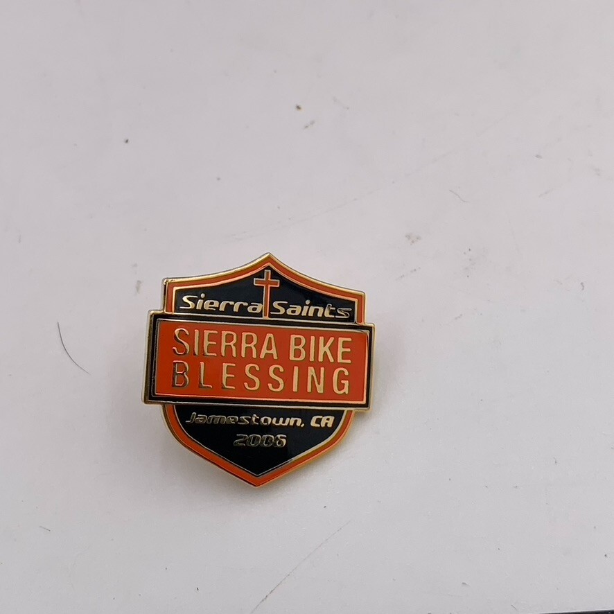 VTG Harley Davidson Motorcycle Riders Button Pin Sierra Saints Jamestown CA Cali