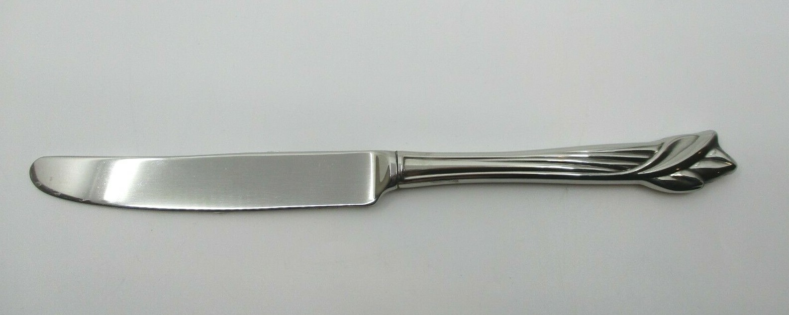ONEIDA STAINLESS LEANDER DINNER KNIFE  - 9 5/8" - 02G