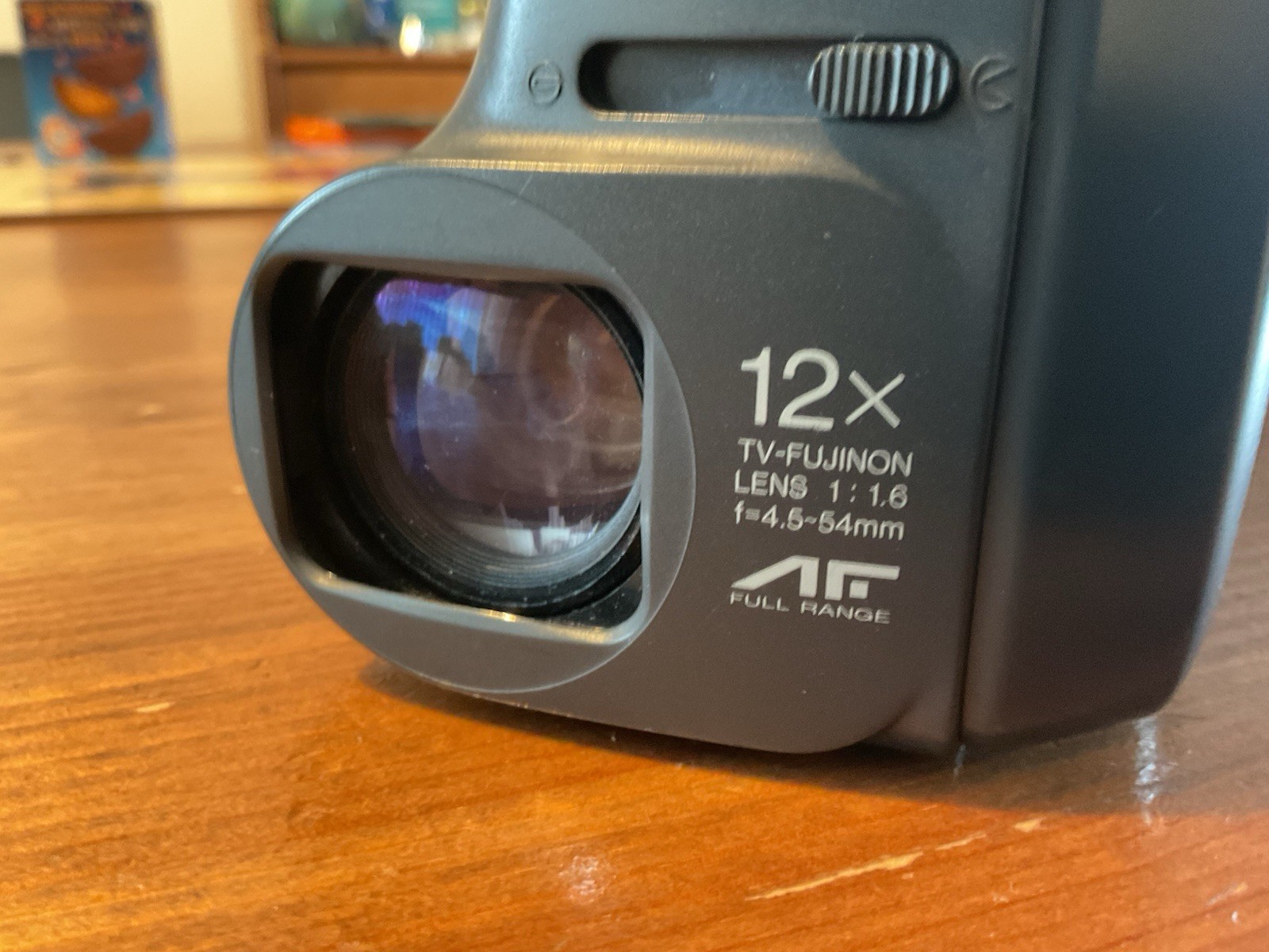Fuji FG122SW | Video8 camcorder with box and accessories (tested - needs repair)