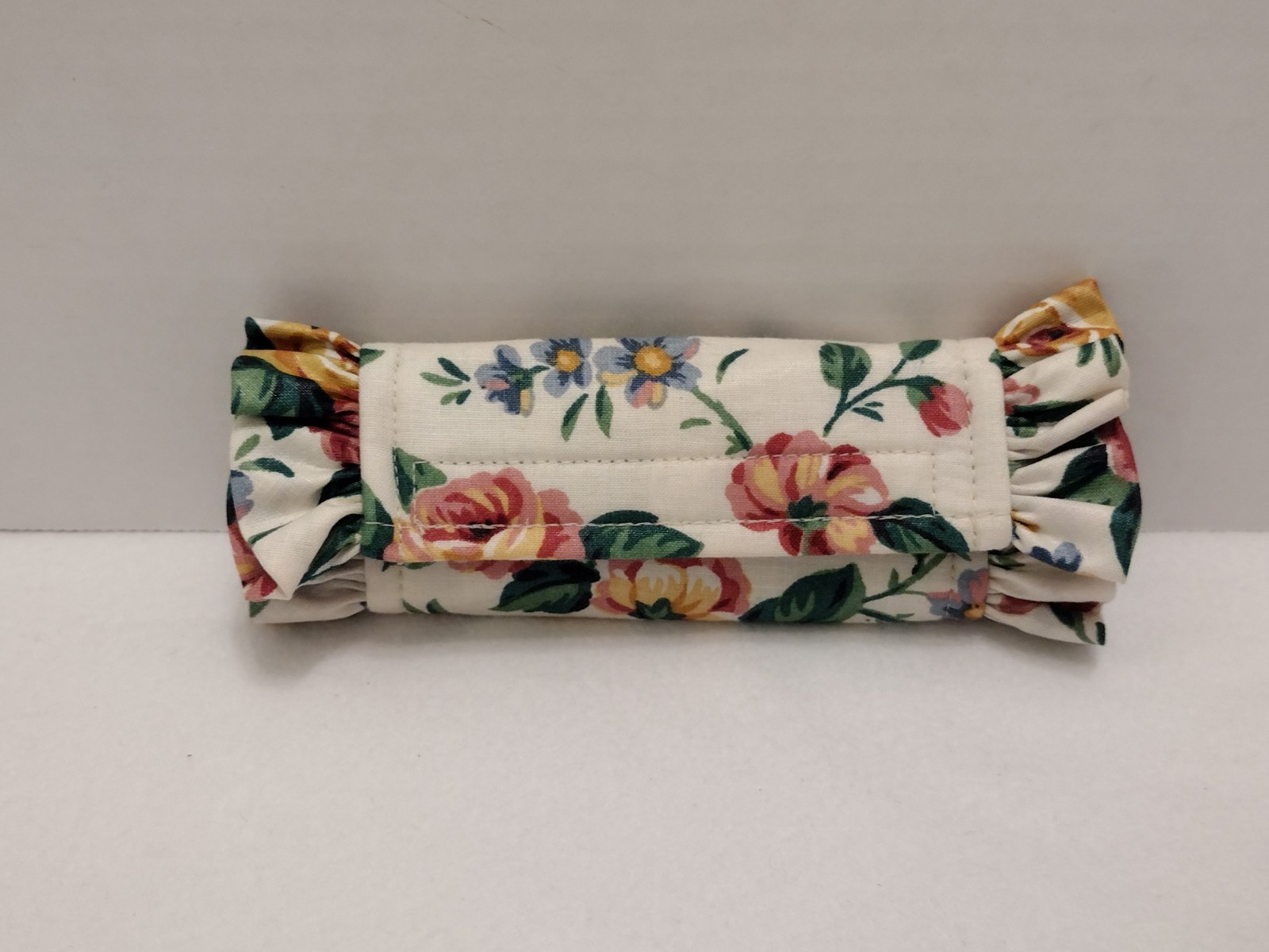 LONGABERGER Basket Handle Gripper - Garden Splendor - Hook and Loop Closure