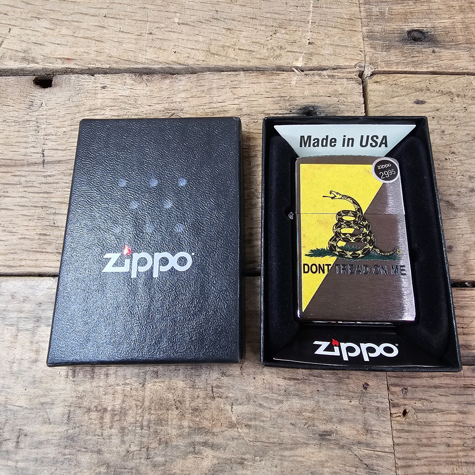 Zippo Don’t Tread On Me Snake Lighter Brushed Chrome Made USA New Box