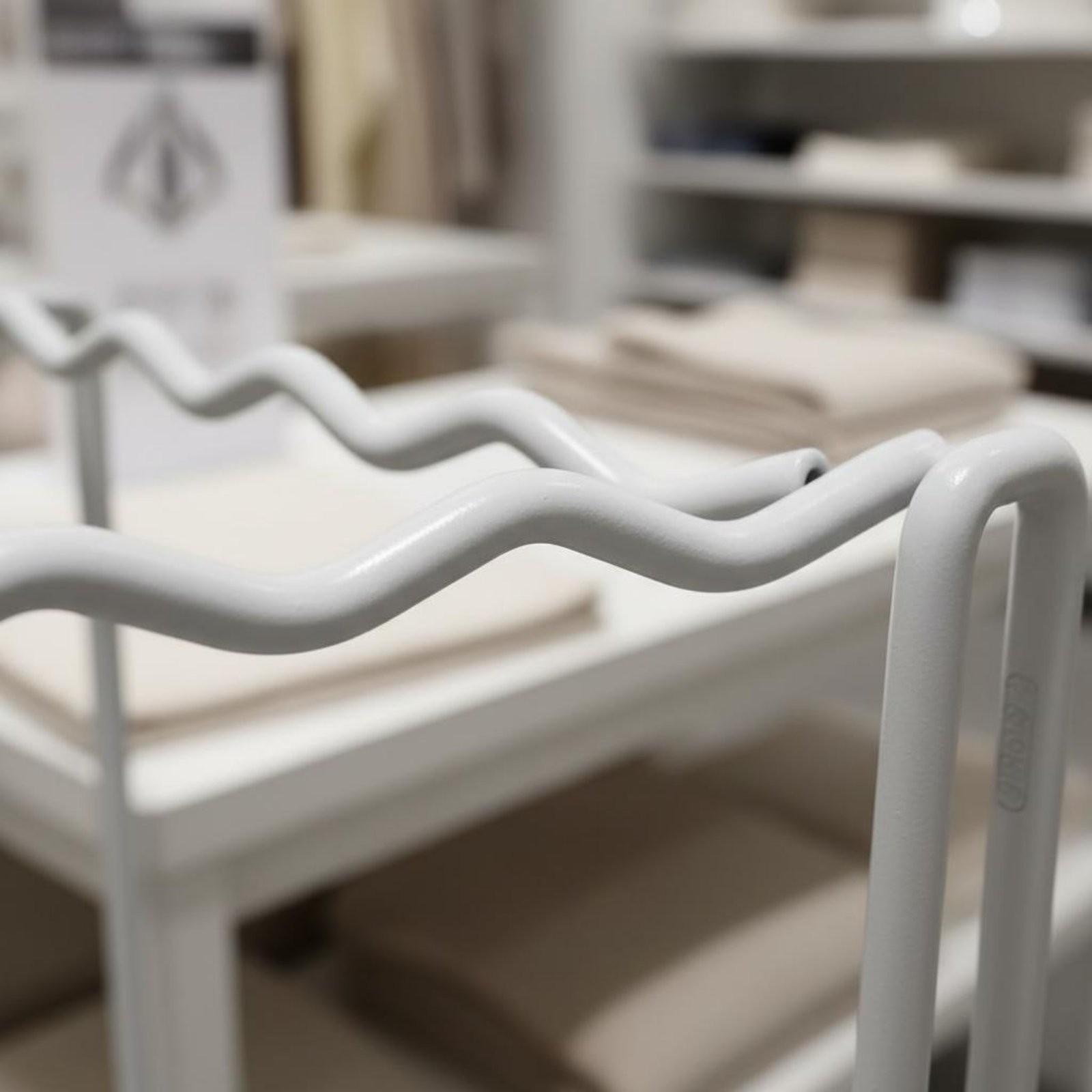 Tabletop Bra Display Stand Minimalist Design Underwear Display Rack