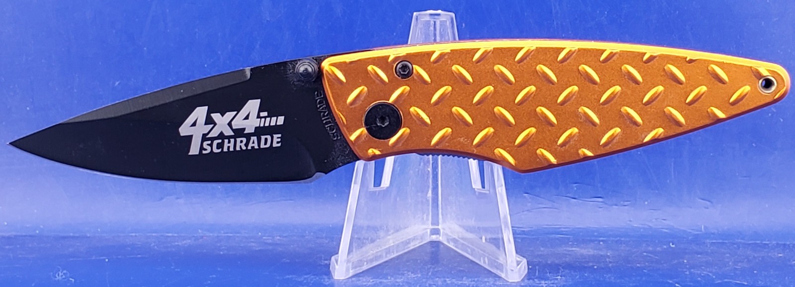 SCHRADE 4X4 DIAMOND PLATE LINERLOCK SQ447