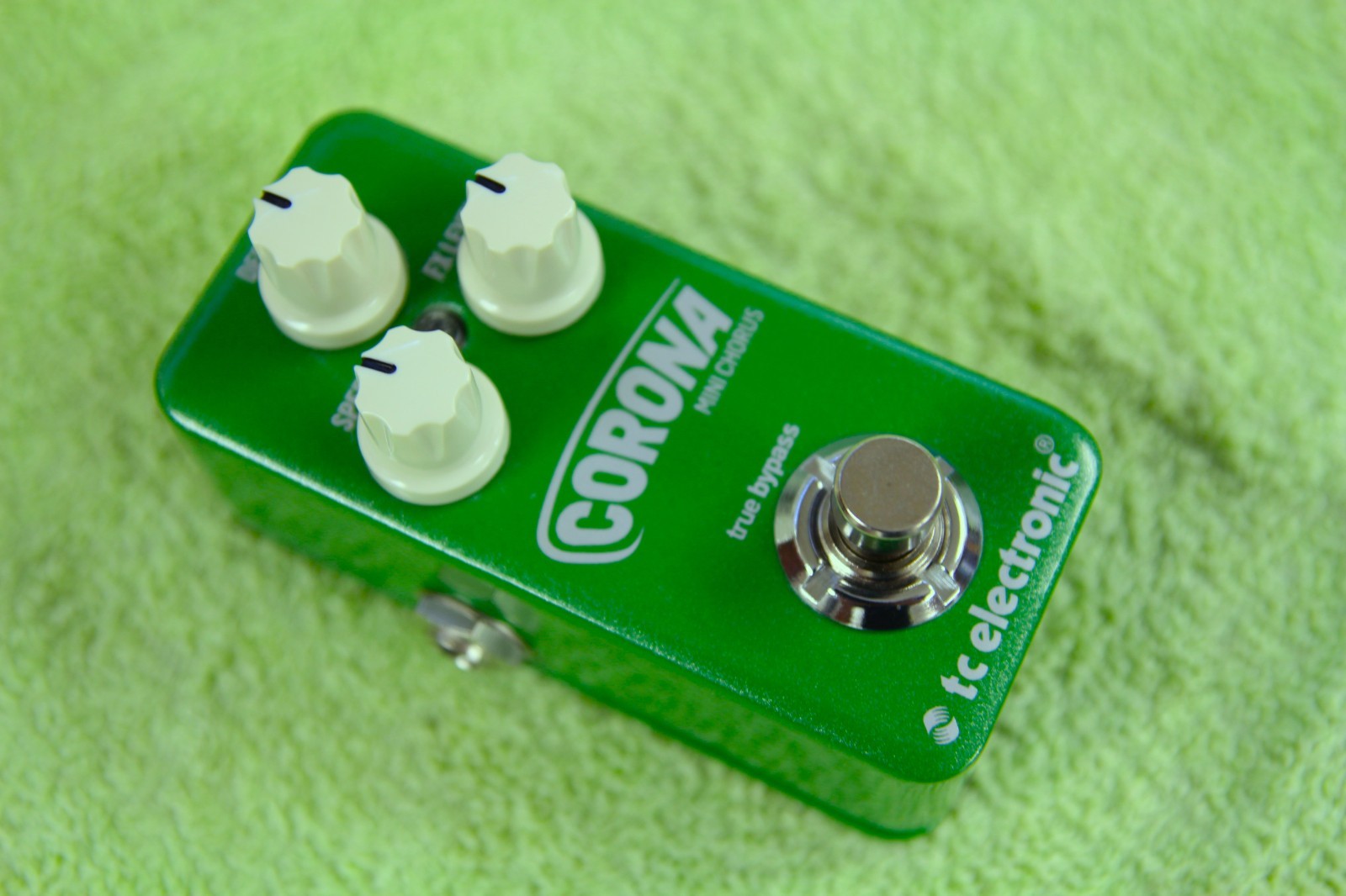 TC Electronic Corona Mini Chorus Guitar Effect Pedal