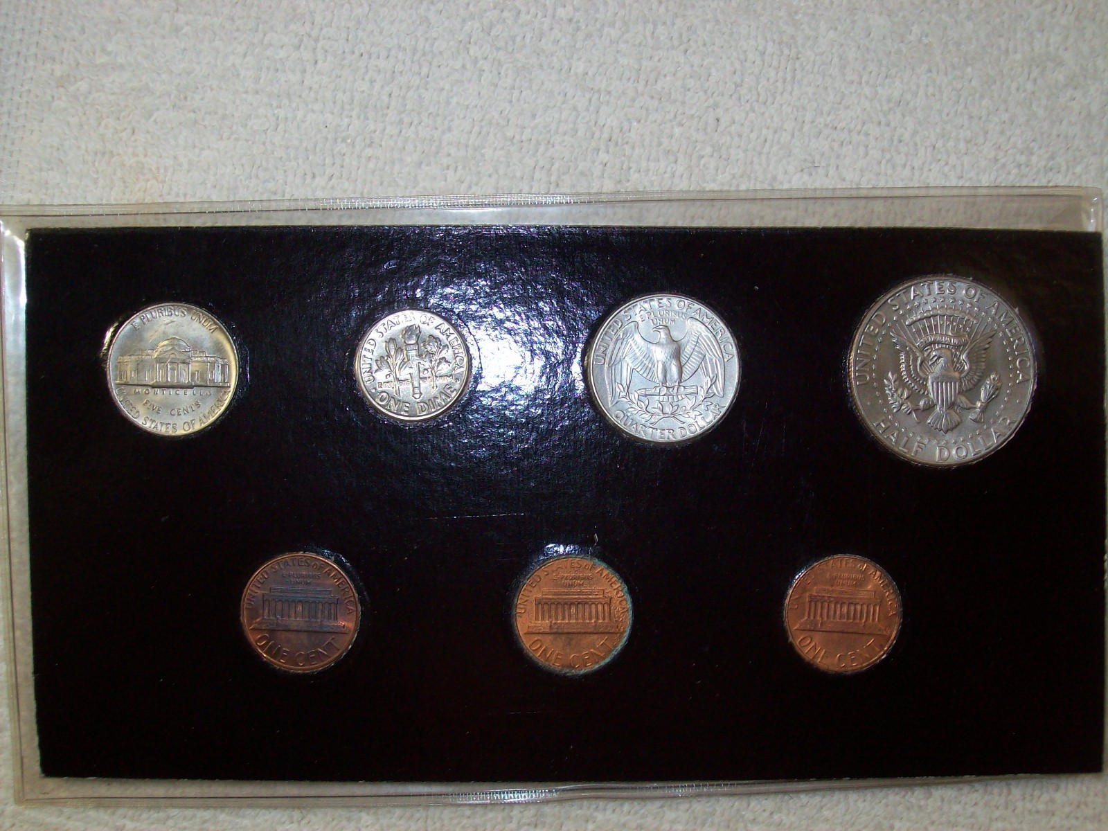 1982 D MINT SET 7 COIN