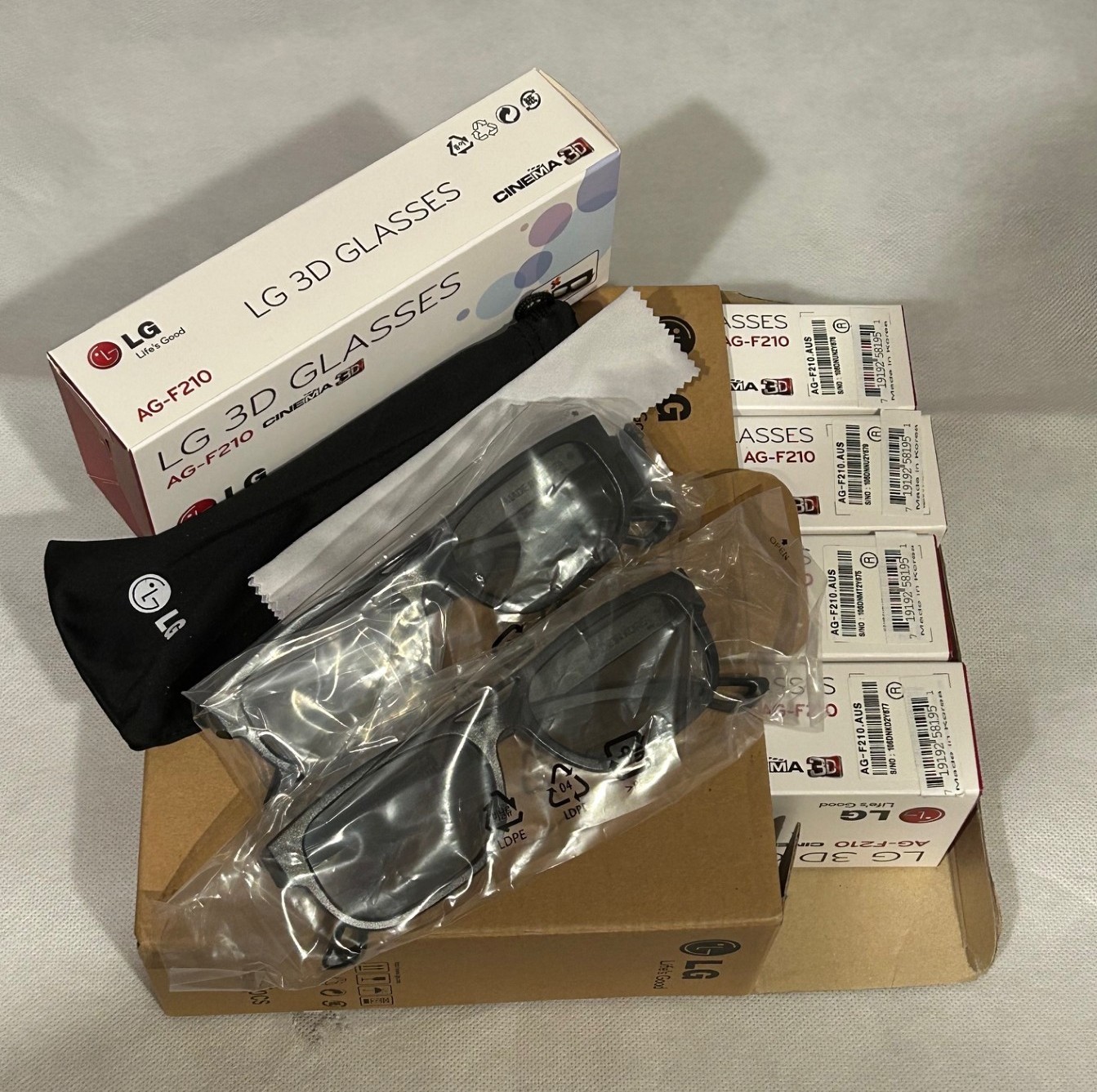 BRAND NEW LG Cinema 3D Glasses AG-F210  - total 9 Pair