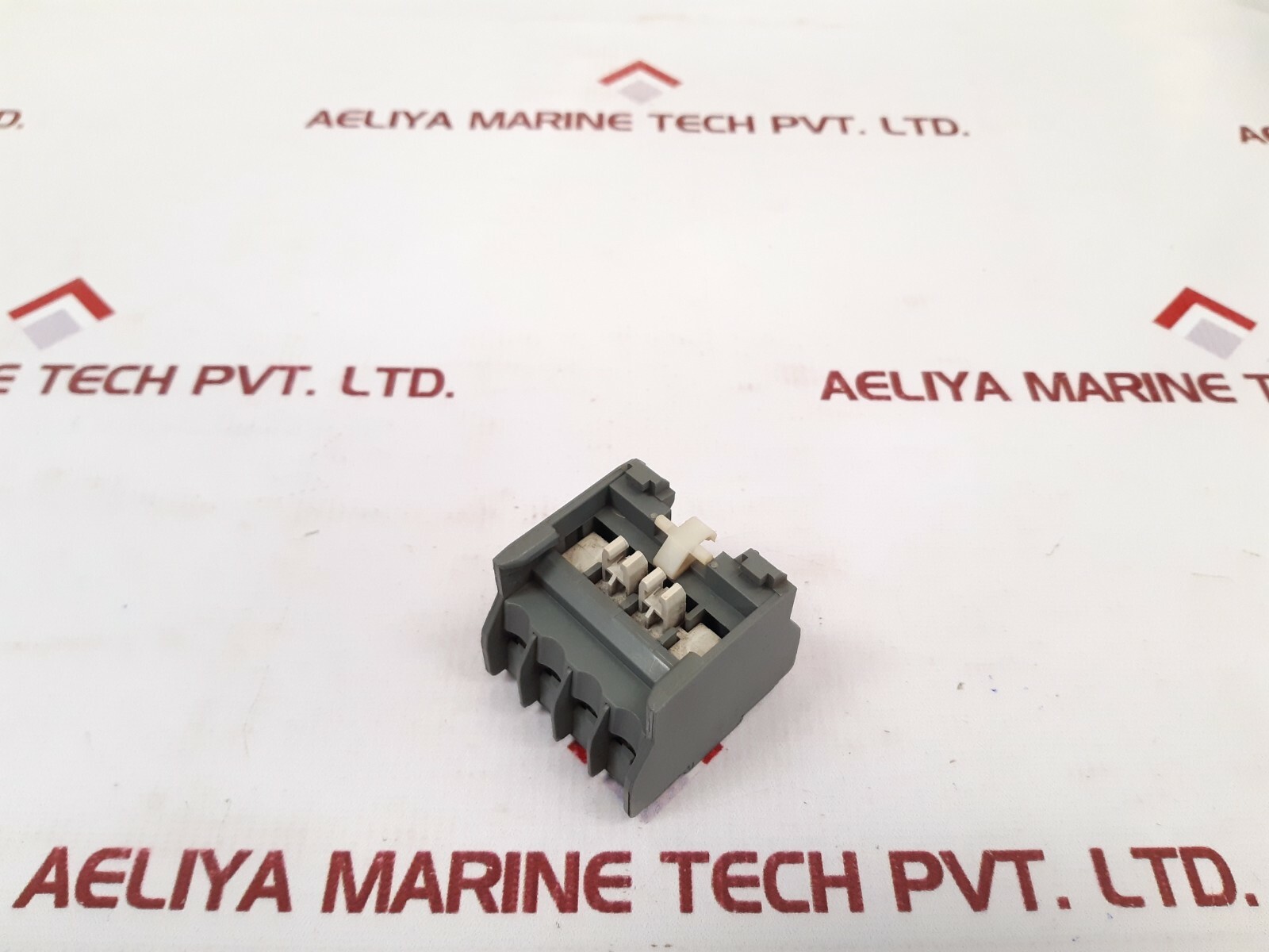 Abb ca5-31e auxiliary contact block
