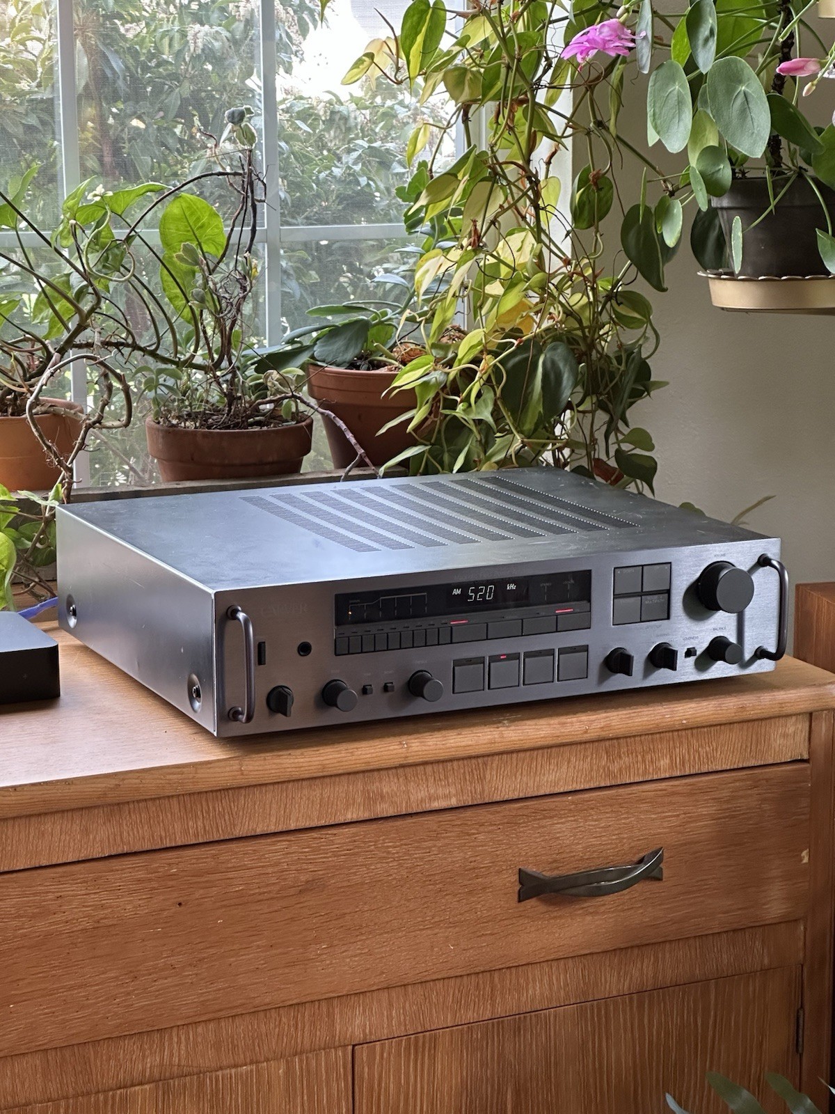 Carver Receiver 900 The Receiver Excellent - Serviced