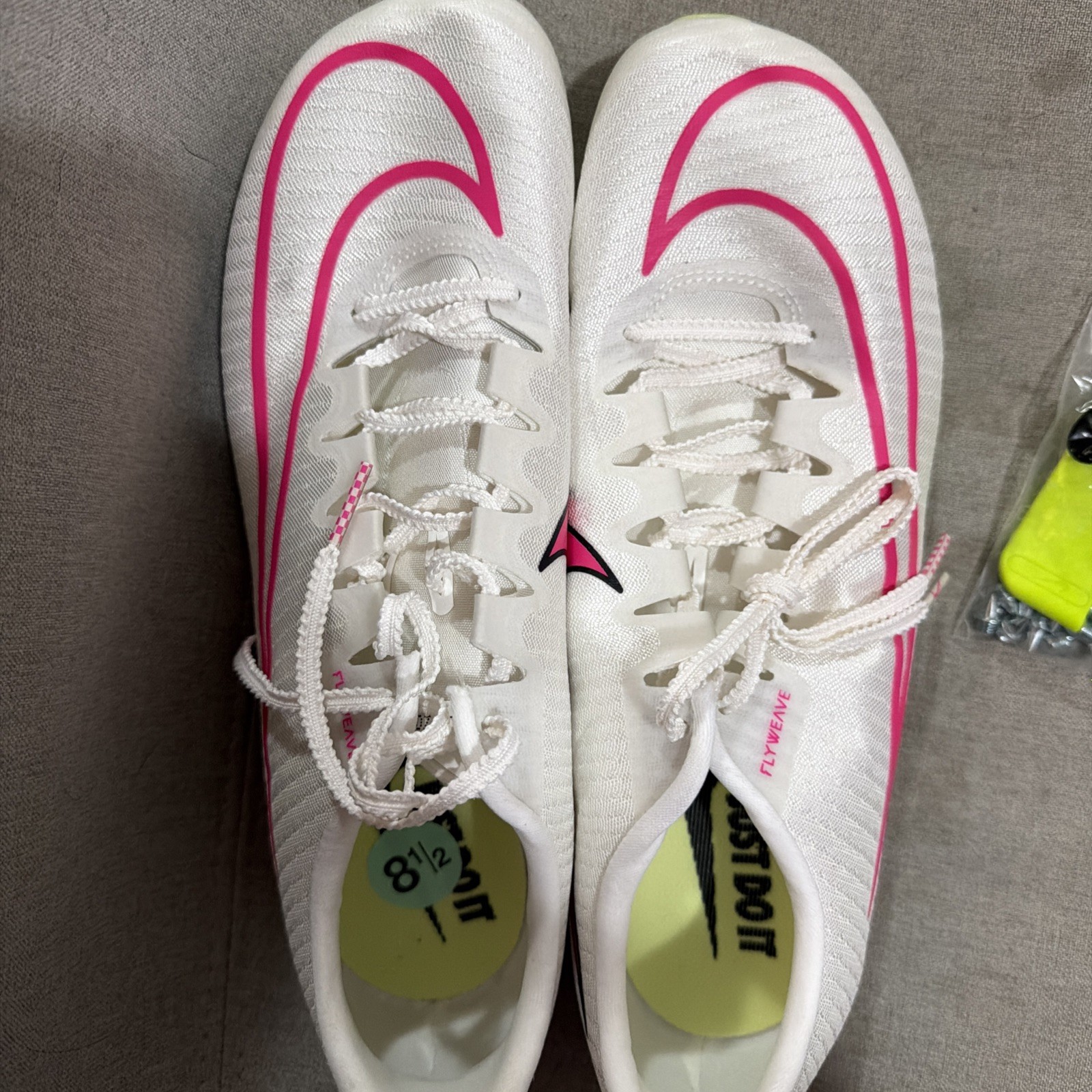 Nike Air Zoom Maxfly Track Spikes Sail/Fierce Pink Men Size 8.5 DH5359-100