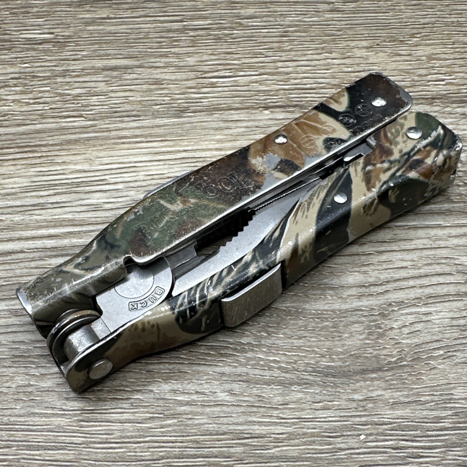 Buck Knives Bucktool Model 360 Camo Multi-Tool Multitool Pliers
