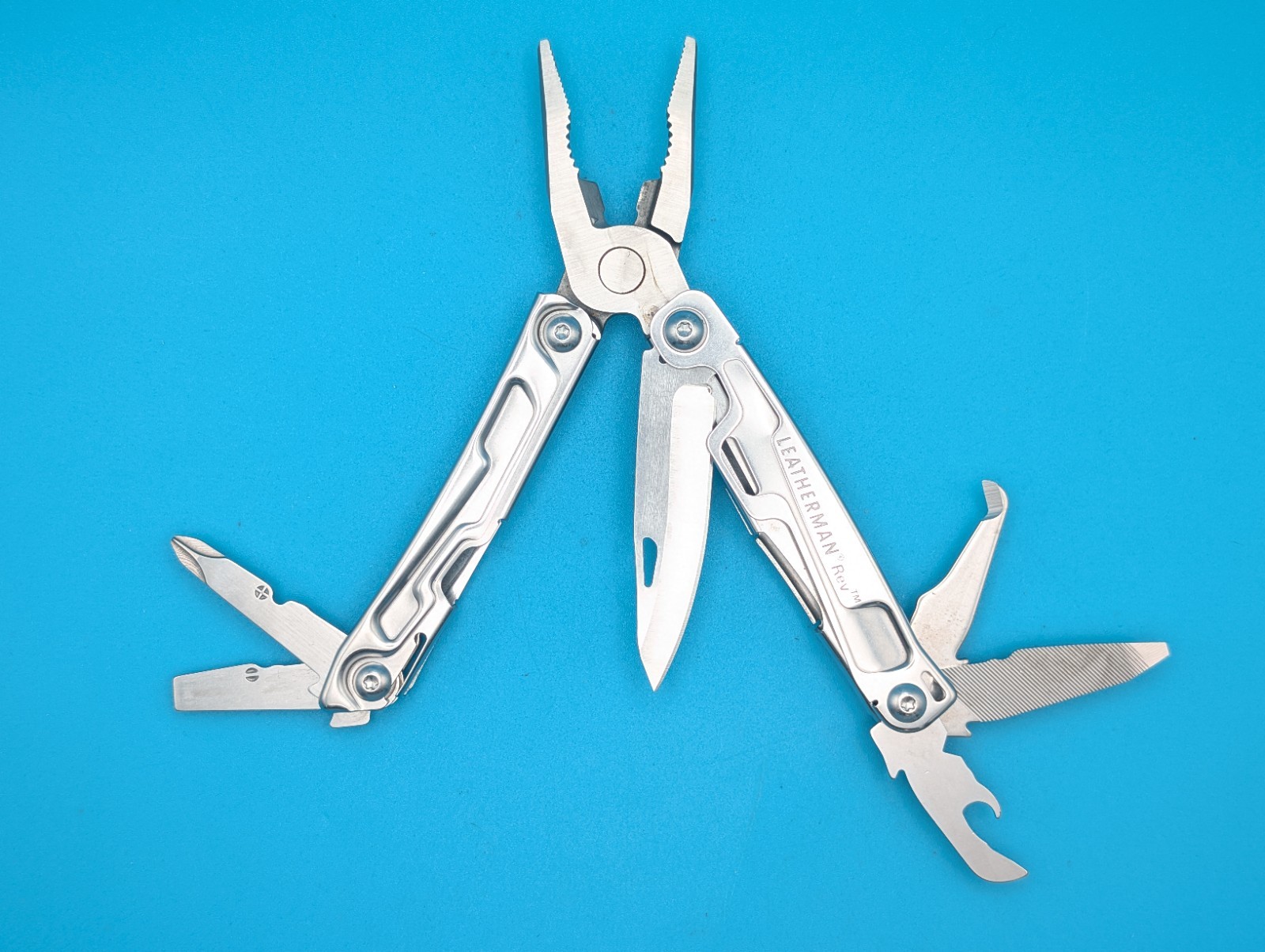 Leatherman Rev 3.8" Multi-Tool, Stainless!
