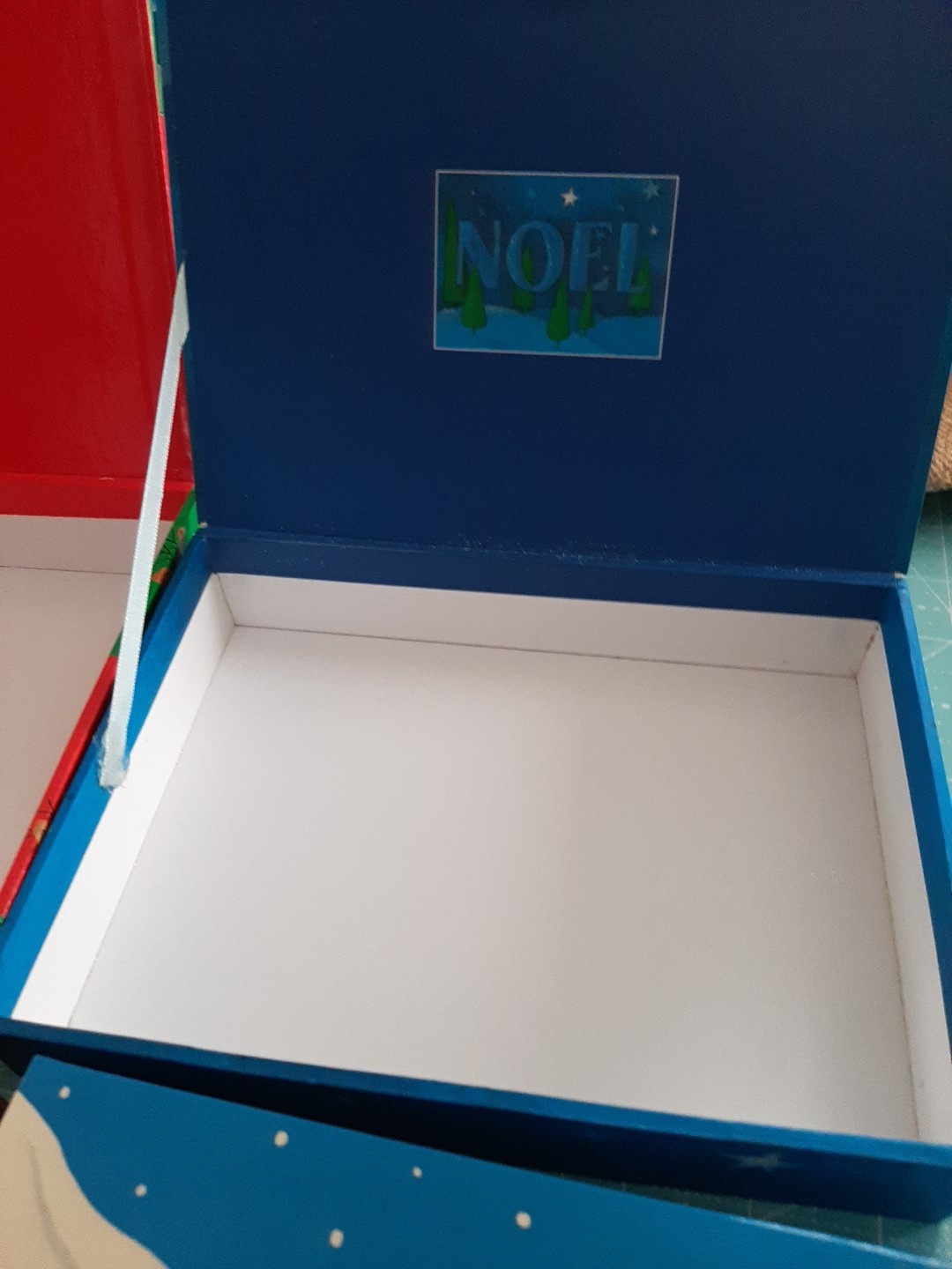 Empty Card-Board Boxes, held Christmas Cards, Magnet Corner Closures c.2000s