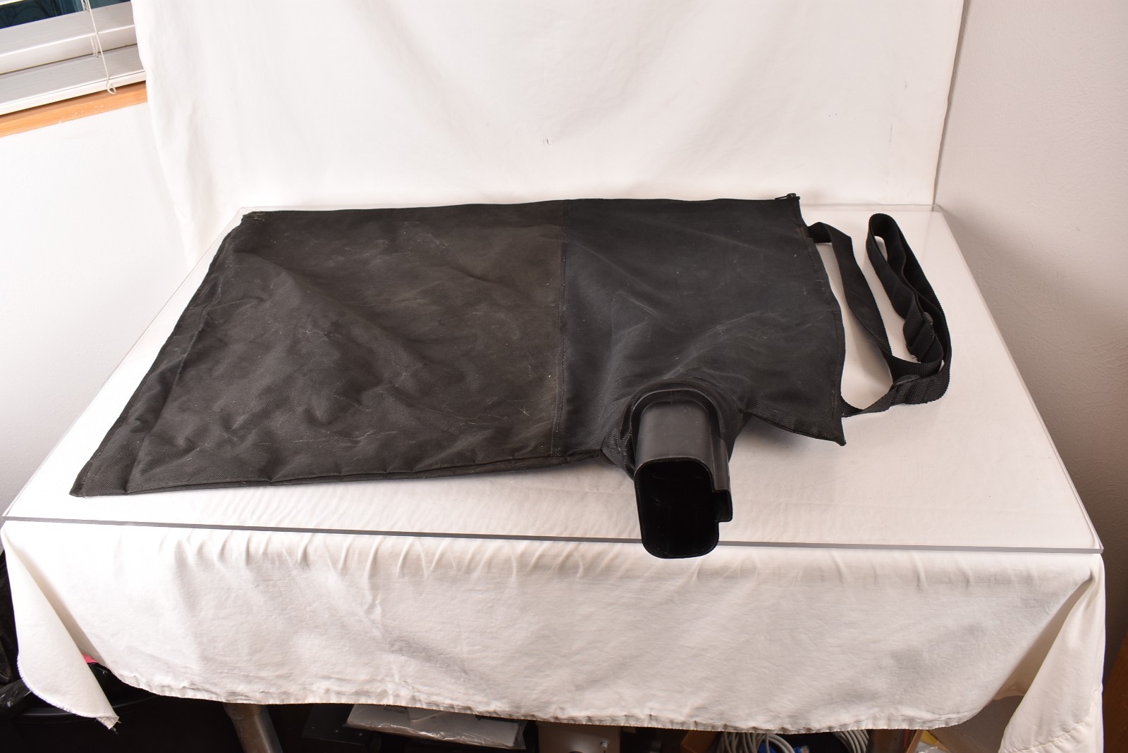 Homelite  UT42120A Corded 2-Speed Blower Vacuum Sucker Leaf Bag Attachment