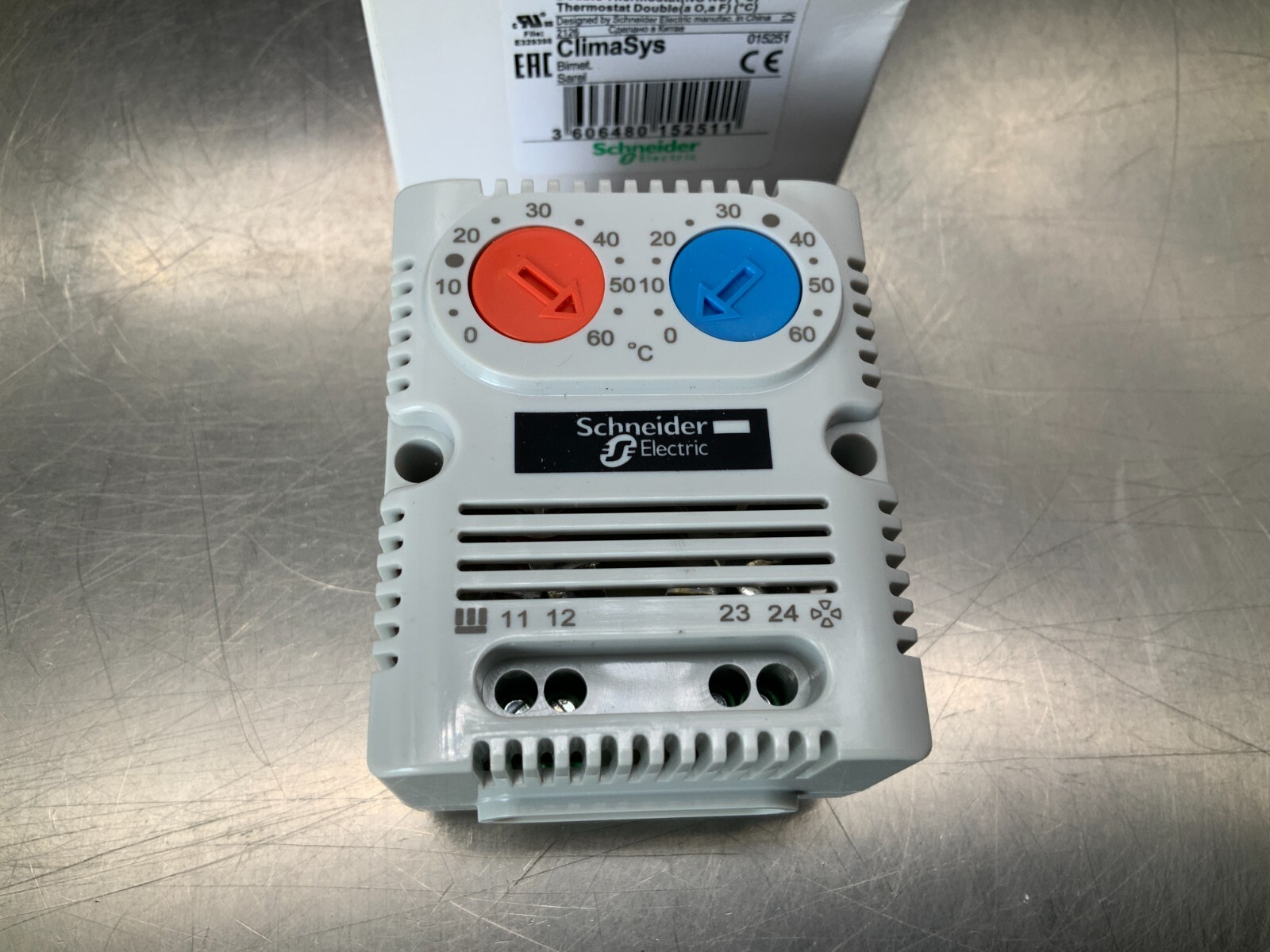 Schneider NSYCCOTHD Double Thermostat