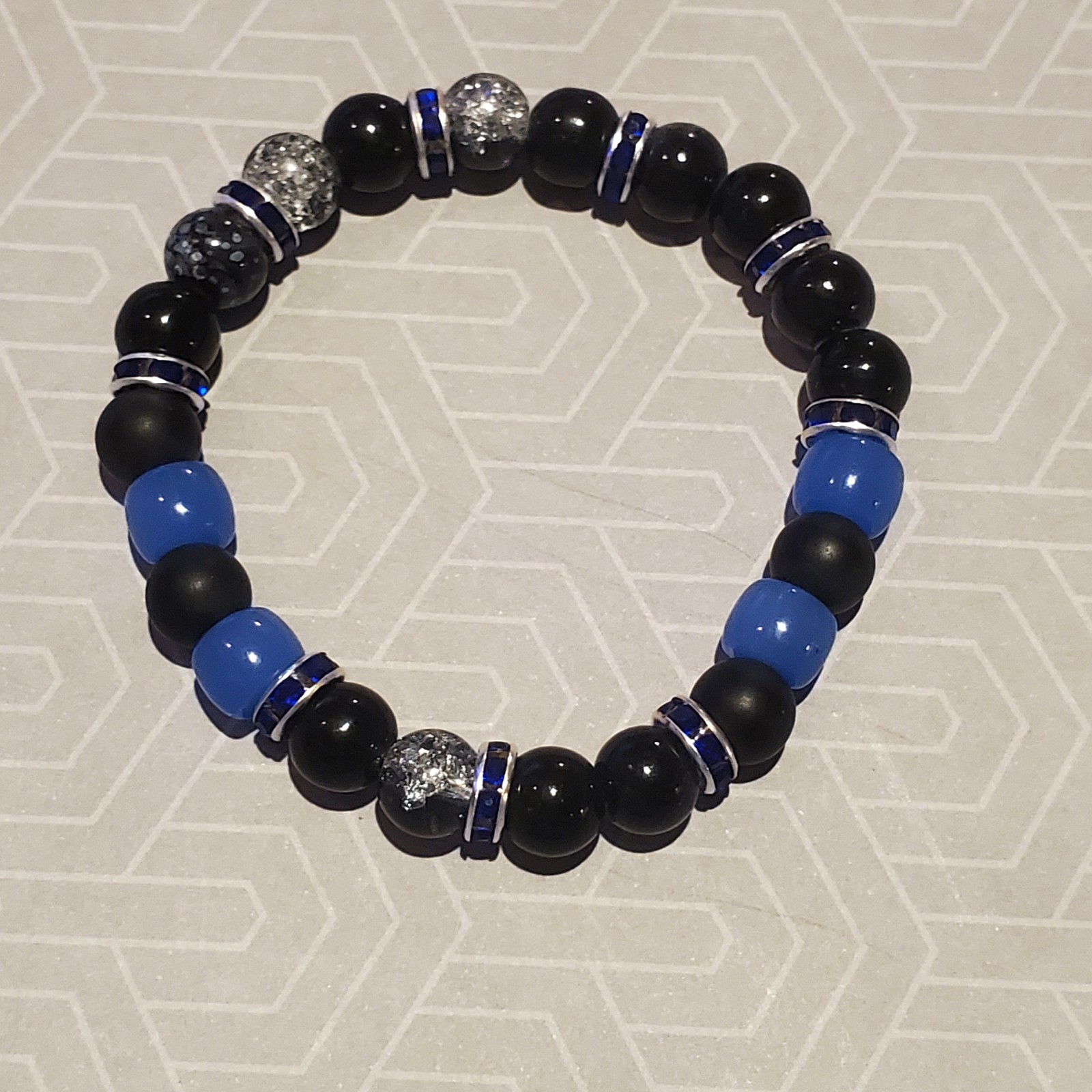 Beautiful Handmade Beaded Bracelet Blue Glass beads Stretchy