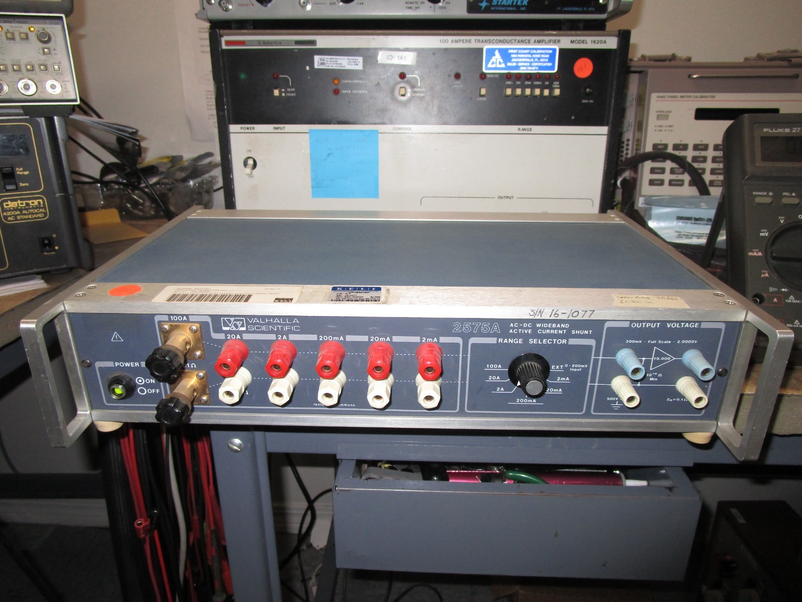 VALHALLA SCIENTIFIC 2575A AC / DC - ACTICE CURRENT SHUNT - FULLY FUNCTIONAL