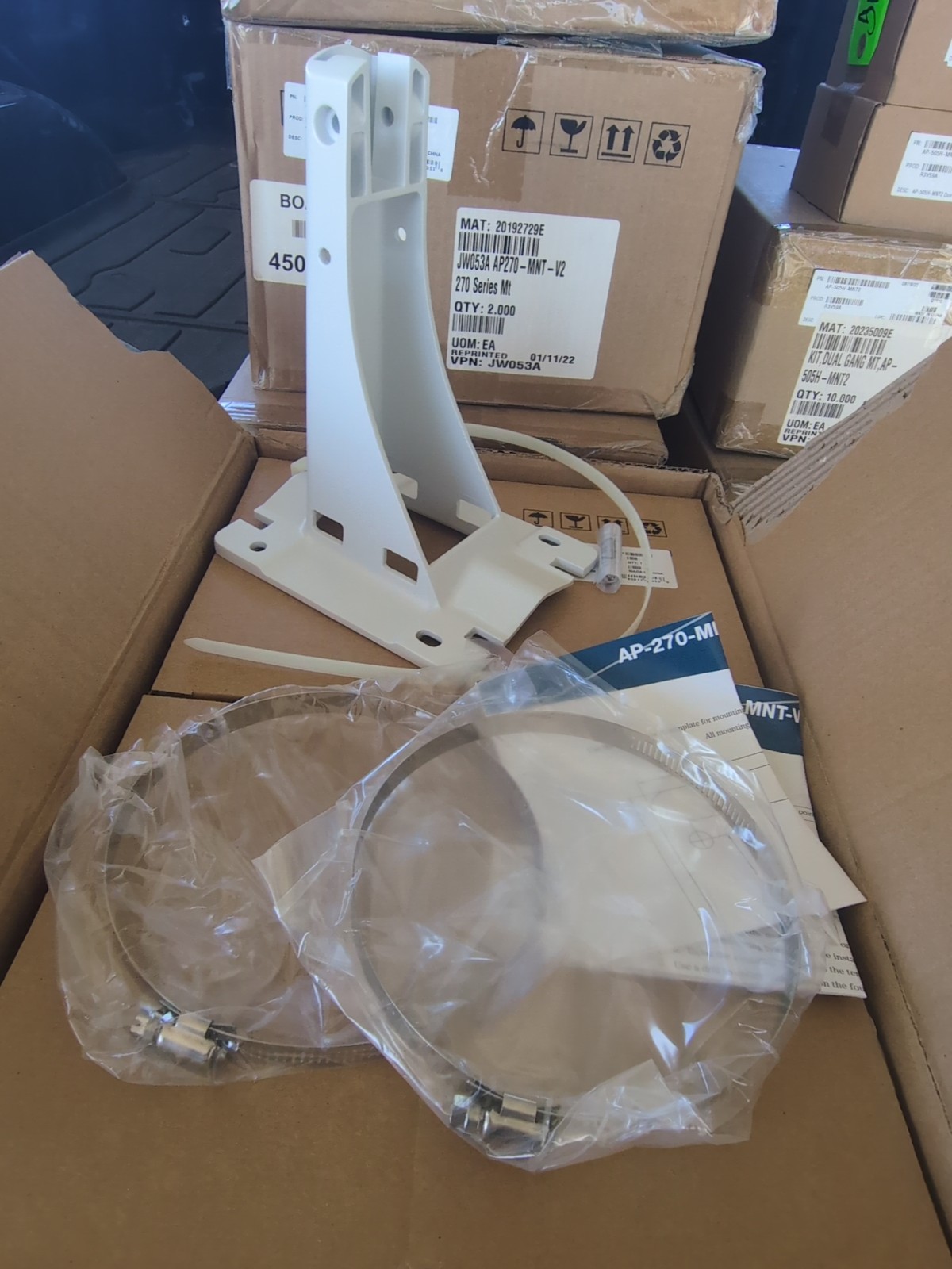 HPE JW053A Wall Mount Kit for 270 Series AP-270-MNT-V2 WHITE NEW