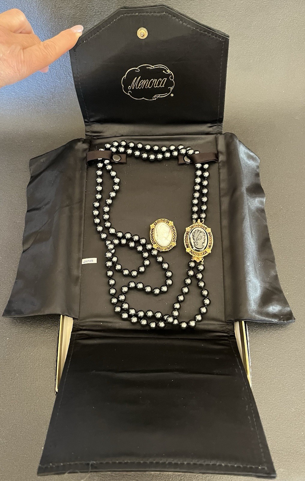 Vtg Menorca 2 Cameo Hematite Mother of pearl,  Double Strand Hematite Necklace