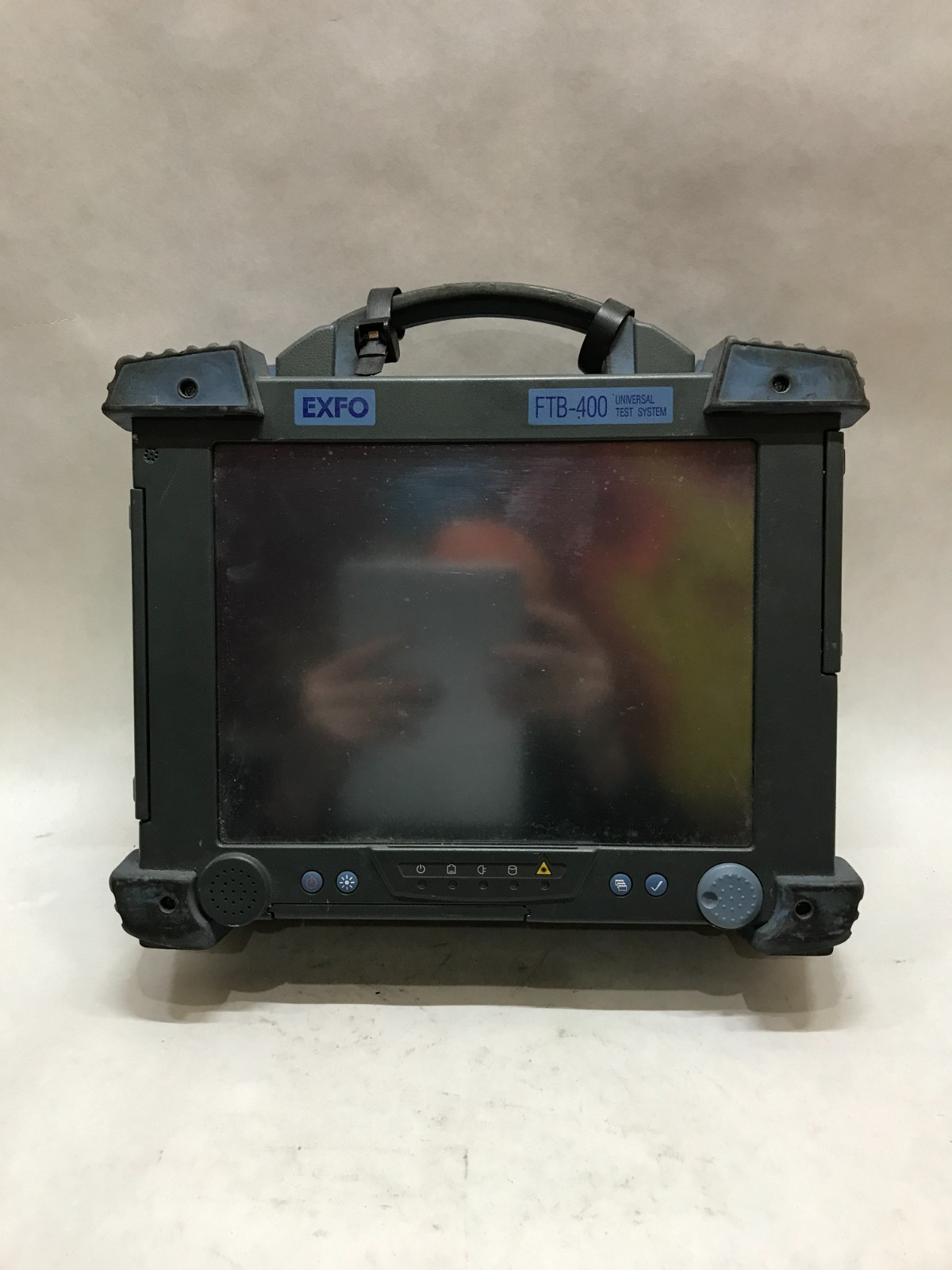 EXFO FTB 400 Universal Test System Mainframe GP-402 For Parts Only NO POWER - DW