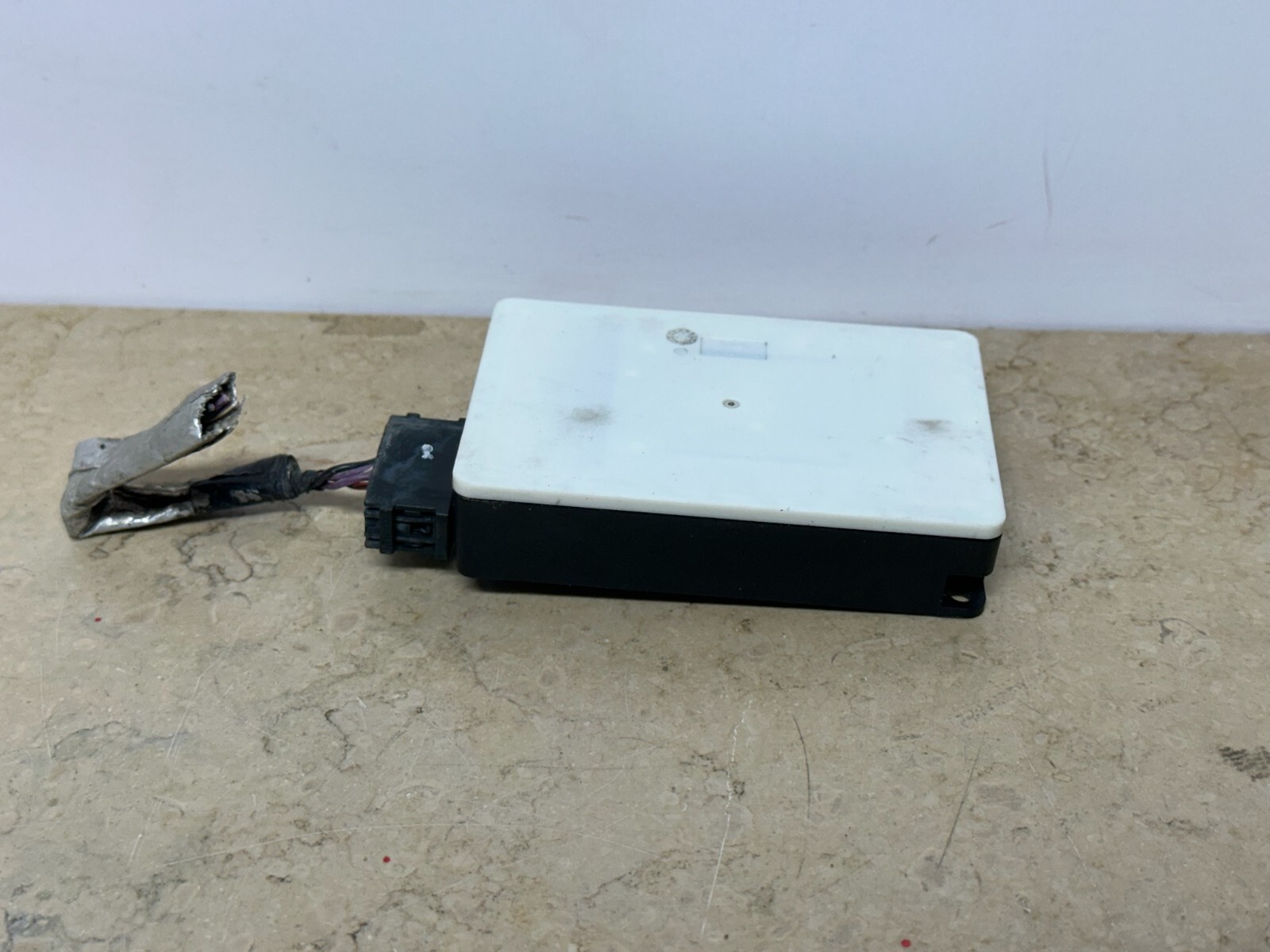 2011-2013 Chrysler Jeep Dodge Blind Spot Detection Sensor Module 56038942AA OEM