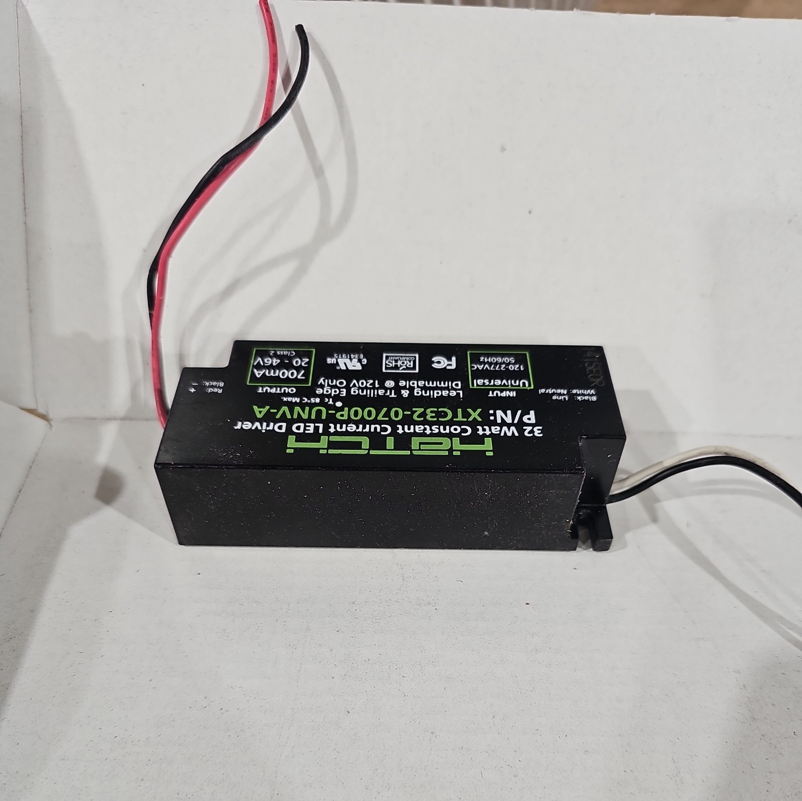 HATCH 32 WATT CONSTANT LED DRIVER XTC32-0700P-UNV-A