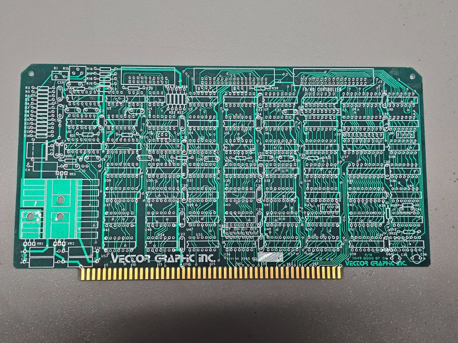 New Old Stock Vector Graphic Inc. Dual-Mode Floppy & Hard Disk Controller Board